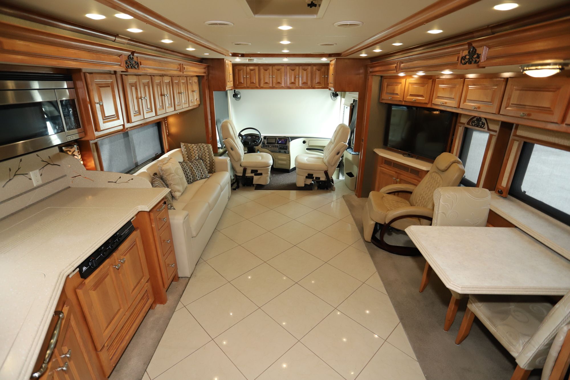 Used 2013 Tiffin Motor Homes Phaeton 36GH Class A  For Sale