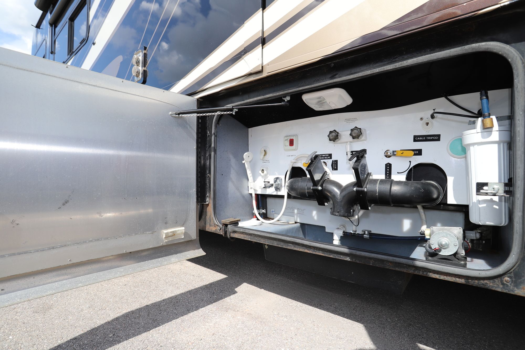 Used 2013 Tiffin Motor Homes Phaeton 36GH Class A  For Sale