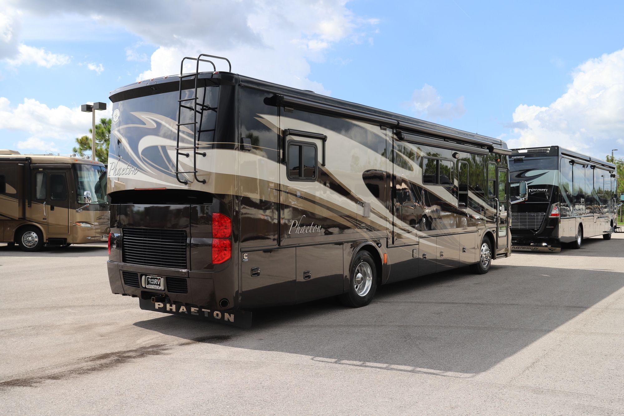 Used 2013 Tiffin Motor Homes Phaeton 36GH Class A  For Sale