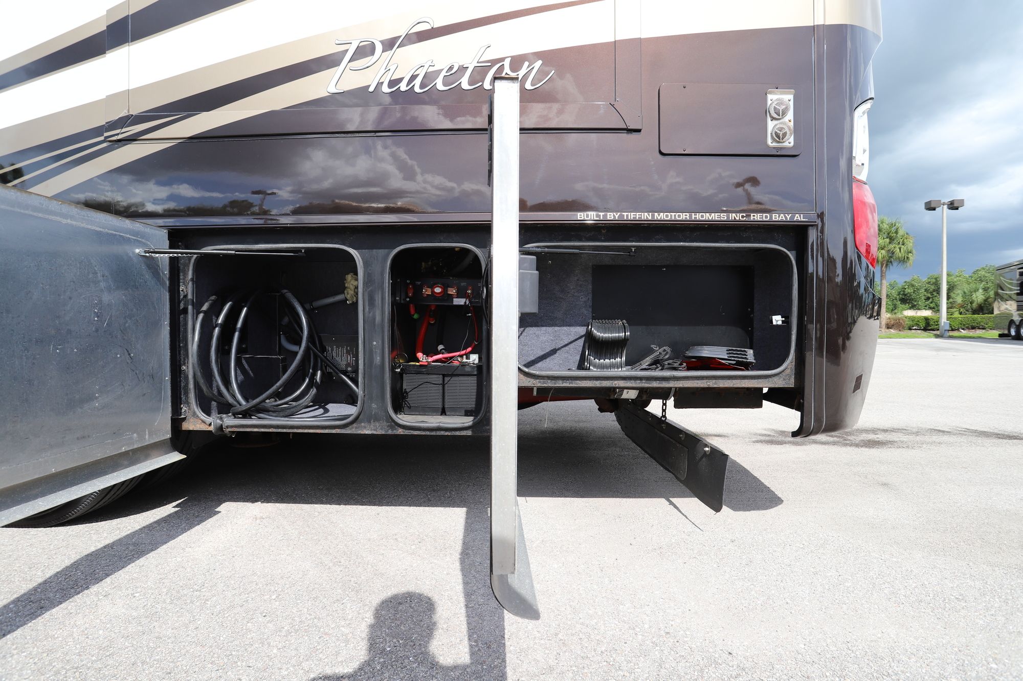 Used 2013 Tiffin Motor Homes Phaeton 36GH Class A  For Sale