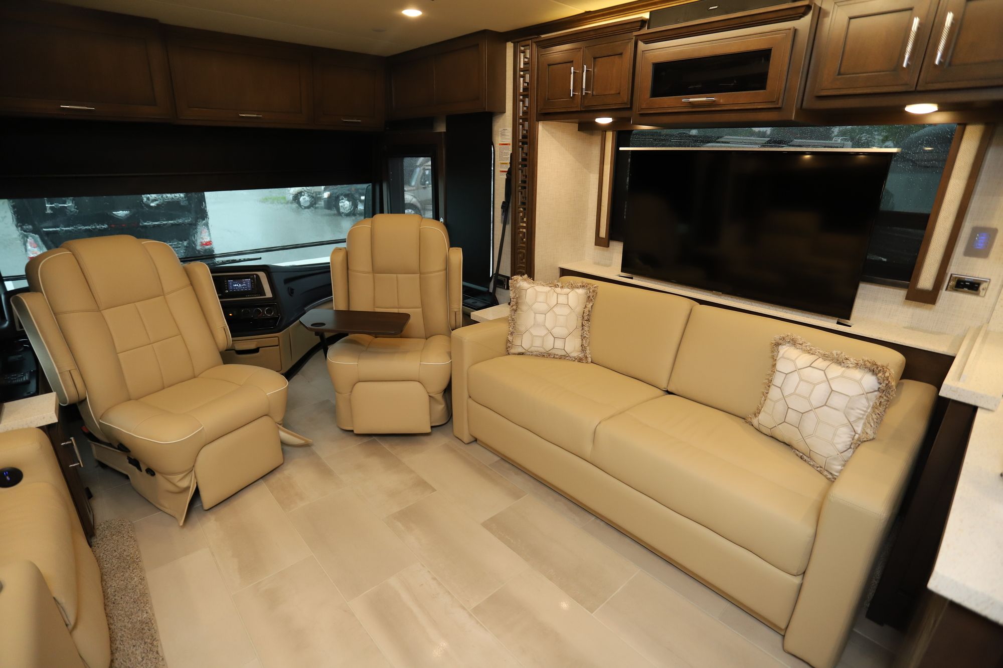 New 2021 Newmar Ventana 3717 Class A  For Sale