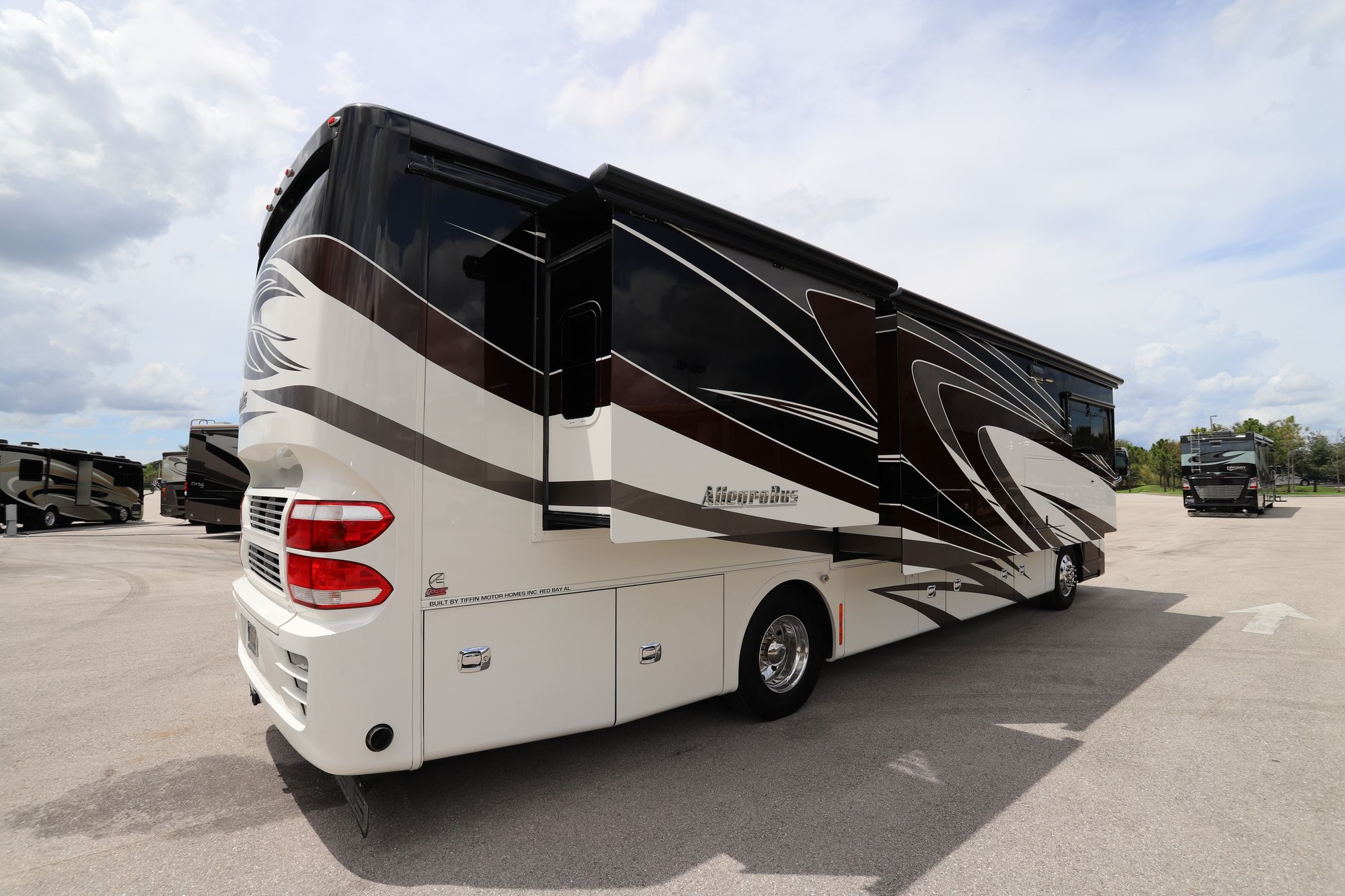 Used 2015 Tiffin Motor Homes Allegro Bus 37AP Class A  For Sale