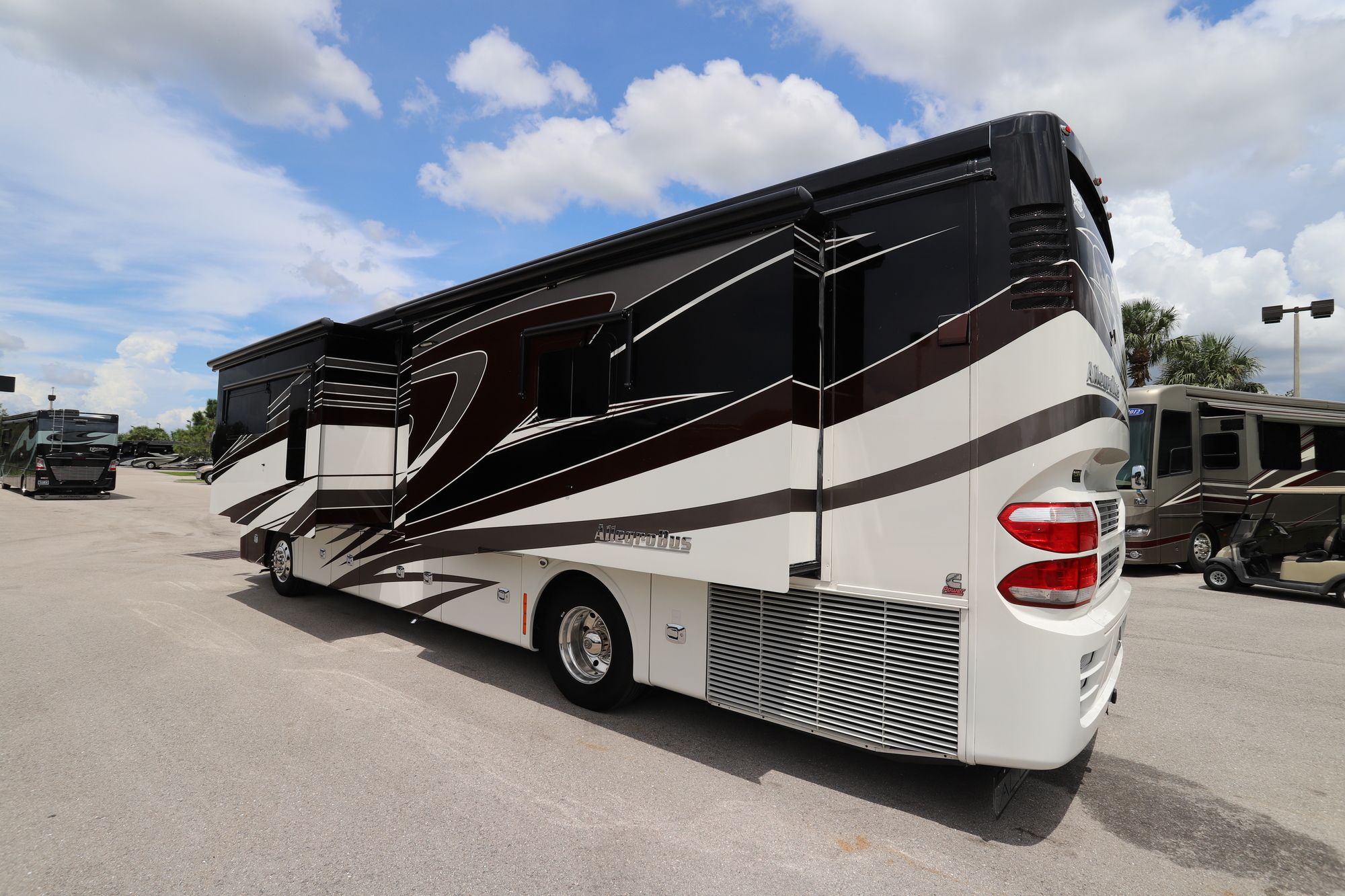 Used 2015 Tiffin Motor Homes Allegro Bus 37AP Class A  For Sale