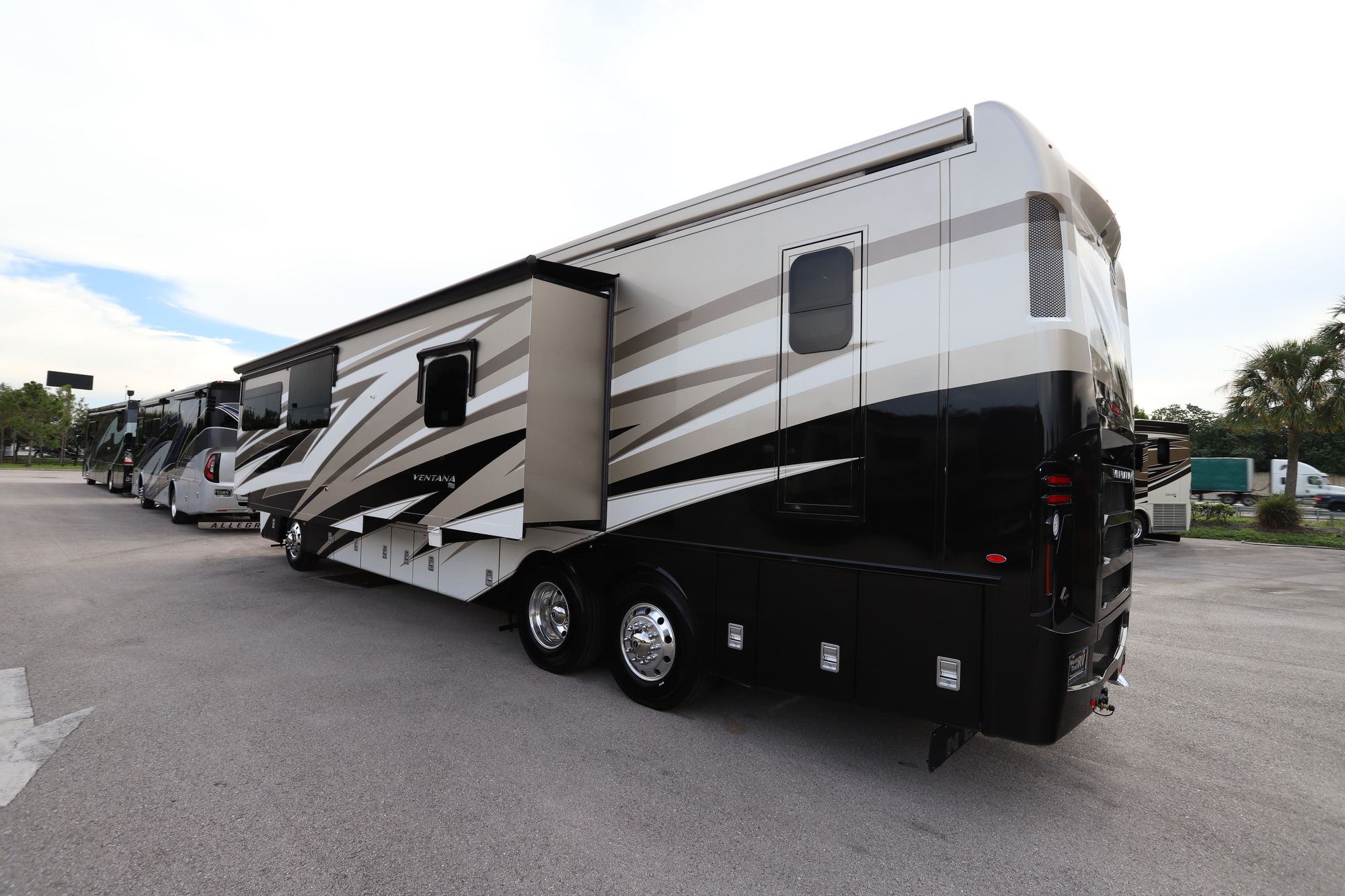 New 2021 Newmar Ventana 4369 Class A  For Sale