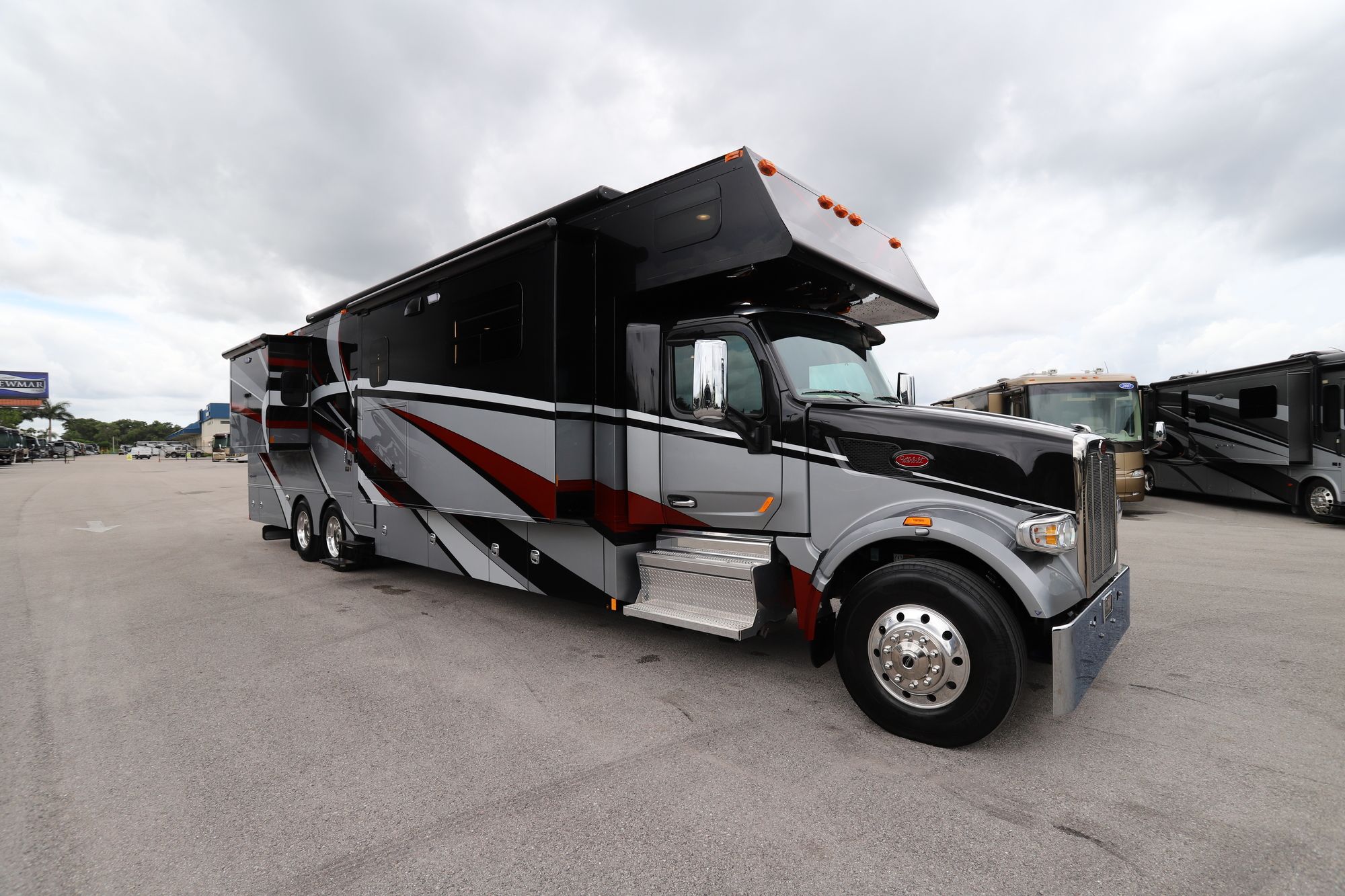 New 2021 Renegade Rv Classic 45CMR Super C  For Sale