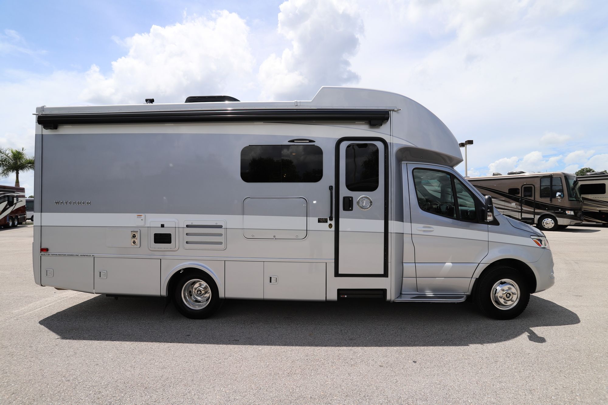 New 2021 Tiffin Motor Homes Wayfarer 25RW Class C  For Sale