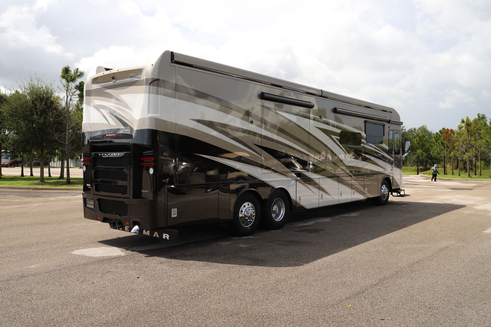 New 2021 Newmar Ventana 4369 Class A  For Sale