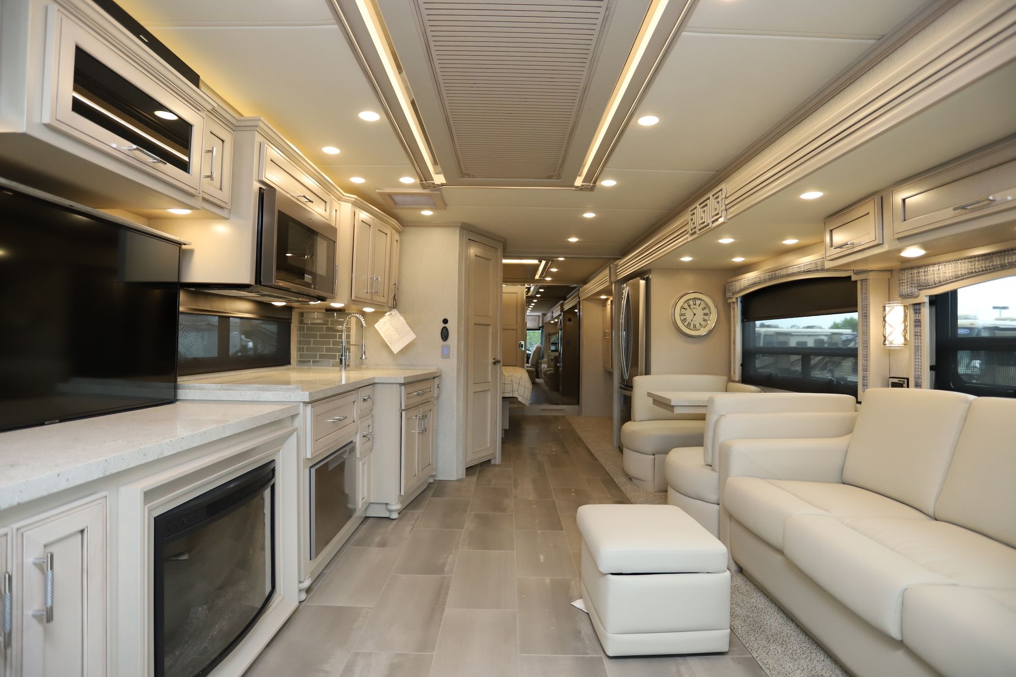 New 2021 Newmar Ventana 3709 Class A  For Sale