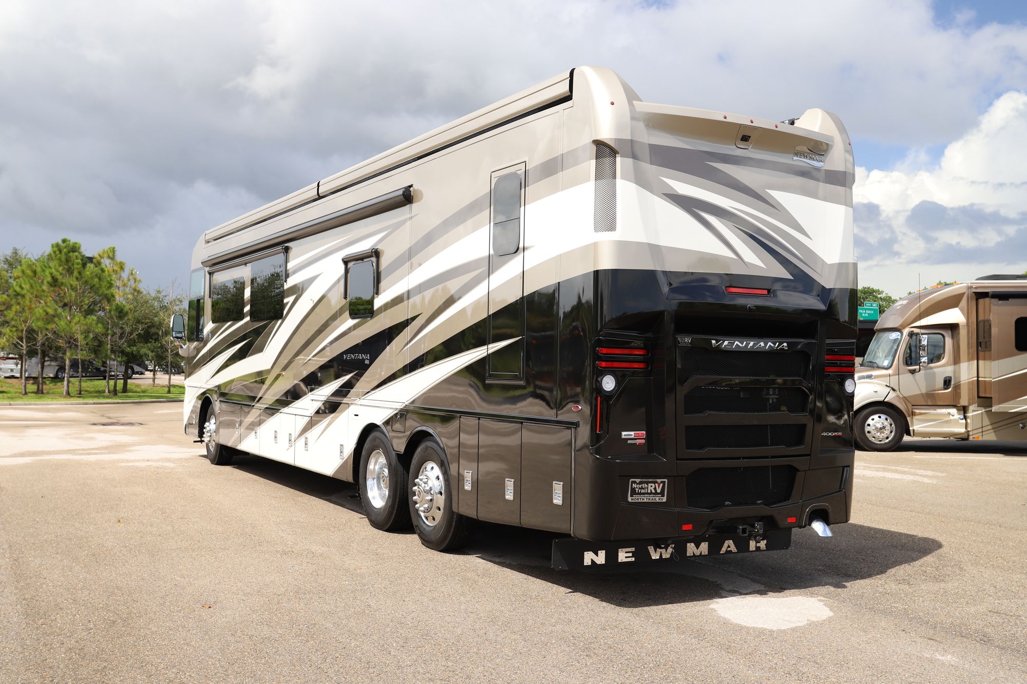 New 2021 Newmar Ventana 4369 Class A  For Sale