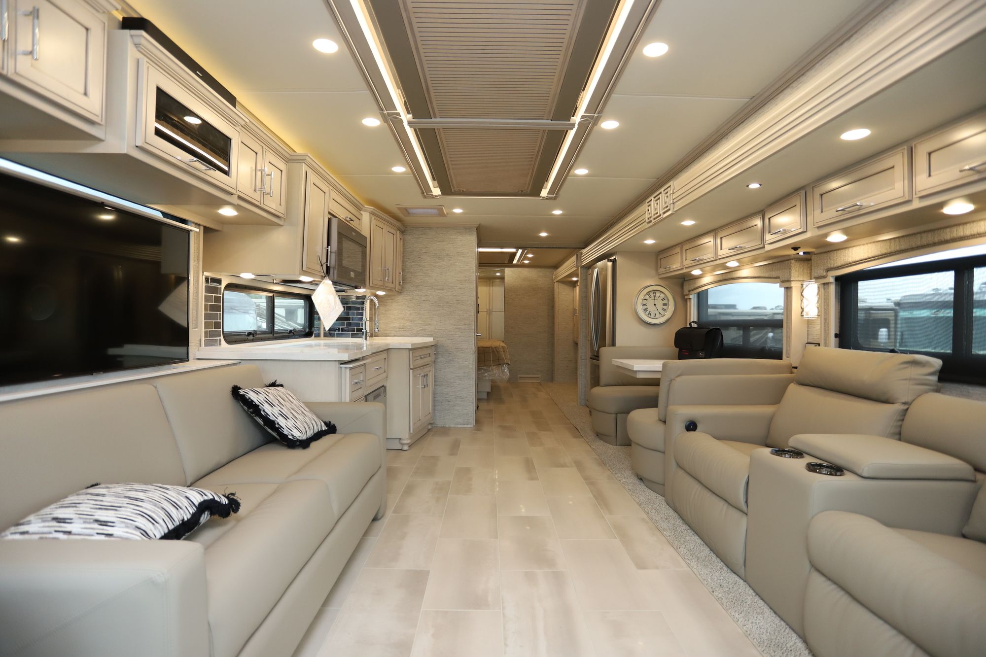 New 2021 Newmar Ventana 4369 Class A  For Sale