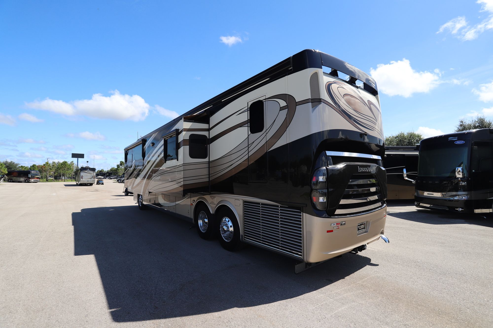 Used 2017 Newmar London Aire 4519 Class A  For Sale