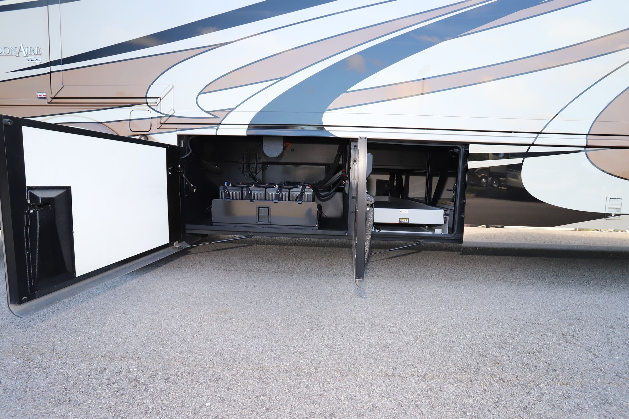 Used 2017 Newmar London Aire 4519 Class A  For Sale