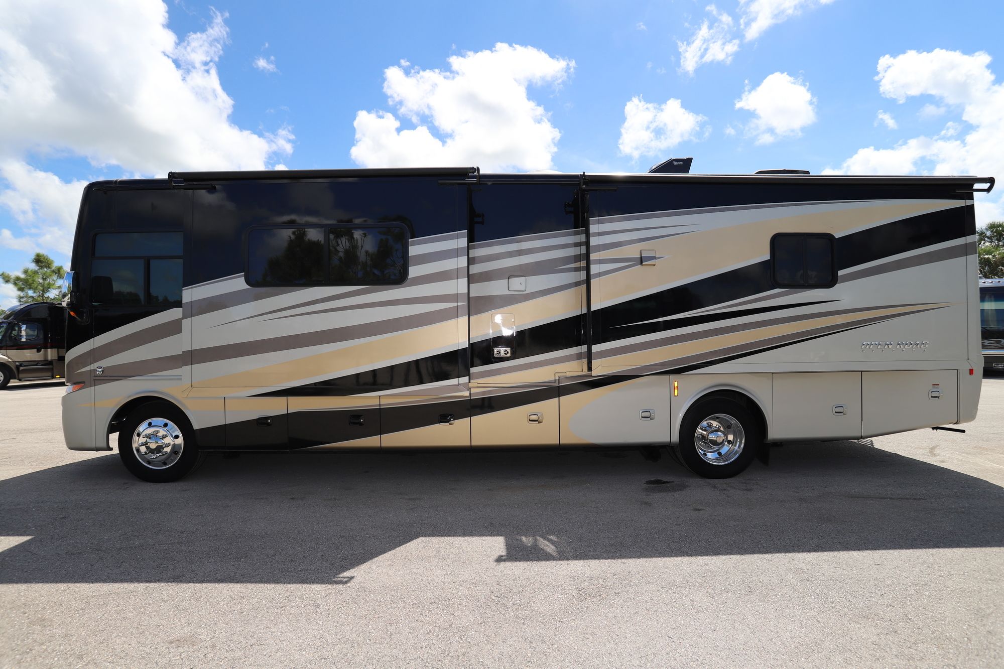 Used 2018 Tiffin Motor Homes Allegro 34PA Class A  For Sale