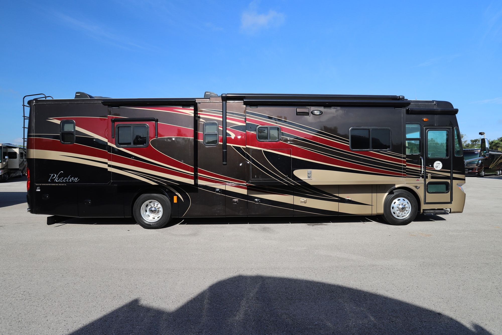 Used 2013 Tiffin Motor Homes Phaeton 40QBH Class A  For Sale