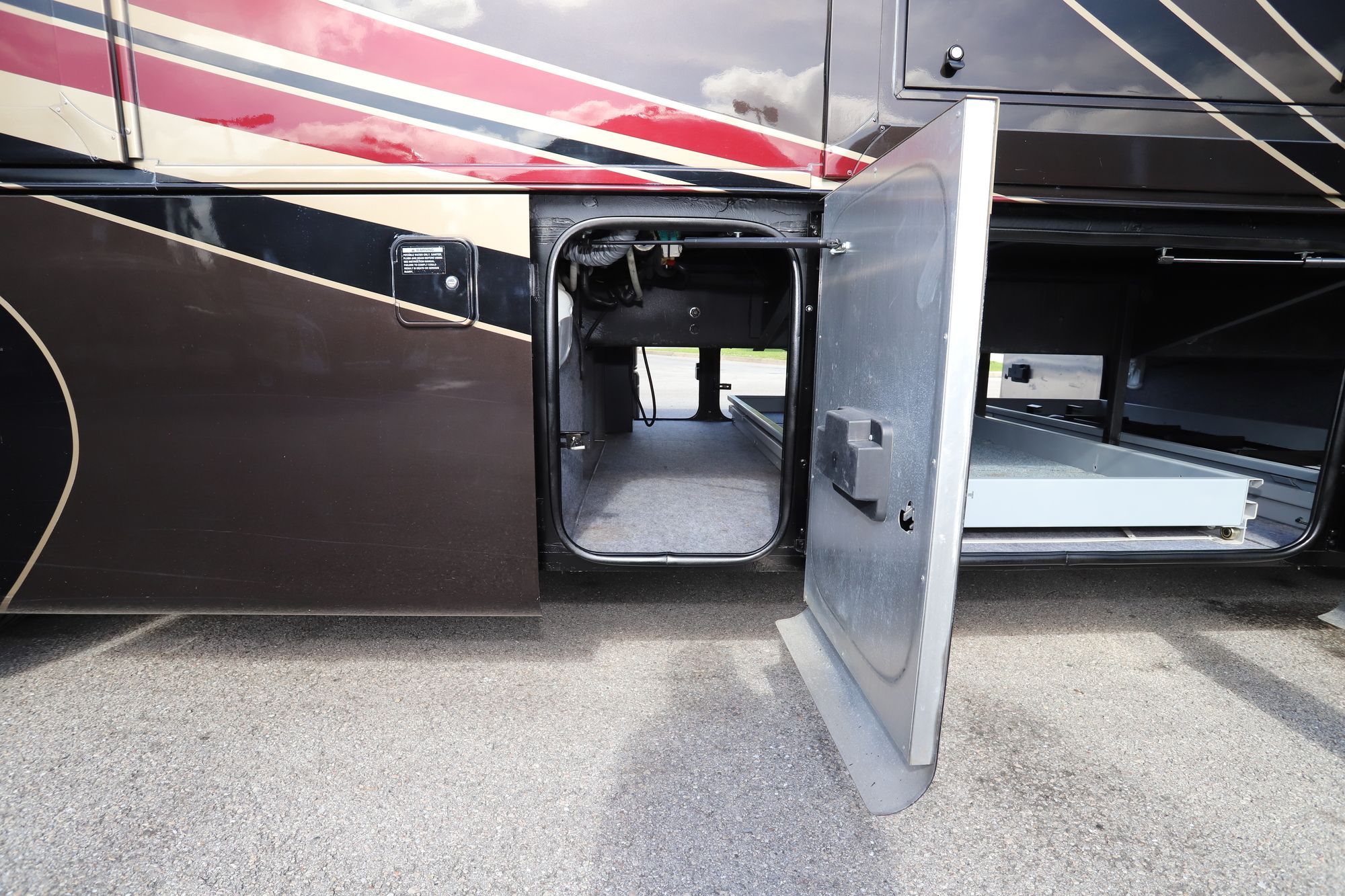 Used 2013 Tiffin Motor Homes Phaeton 40QBH Class A  For Sale