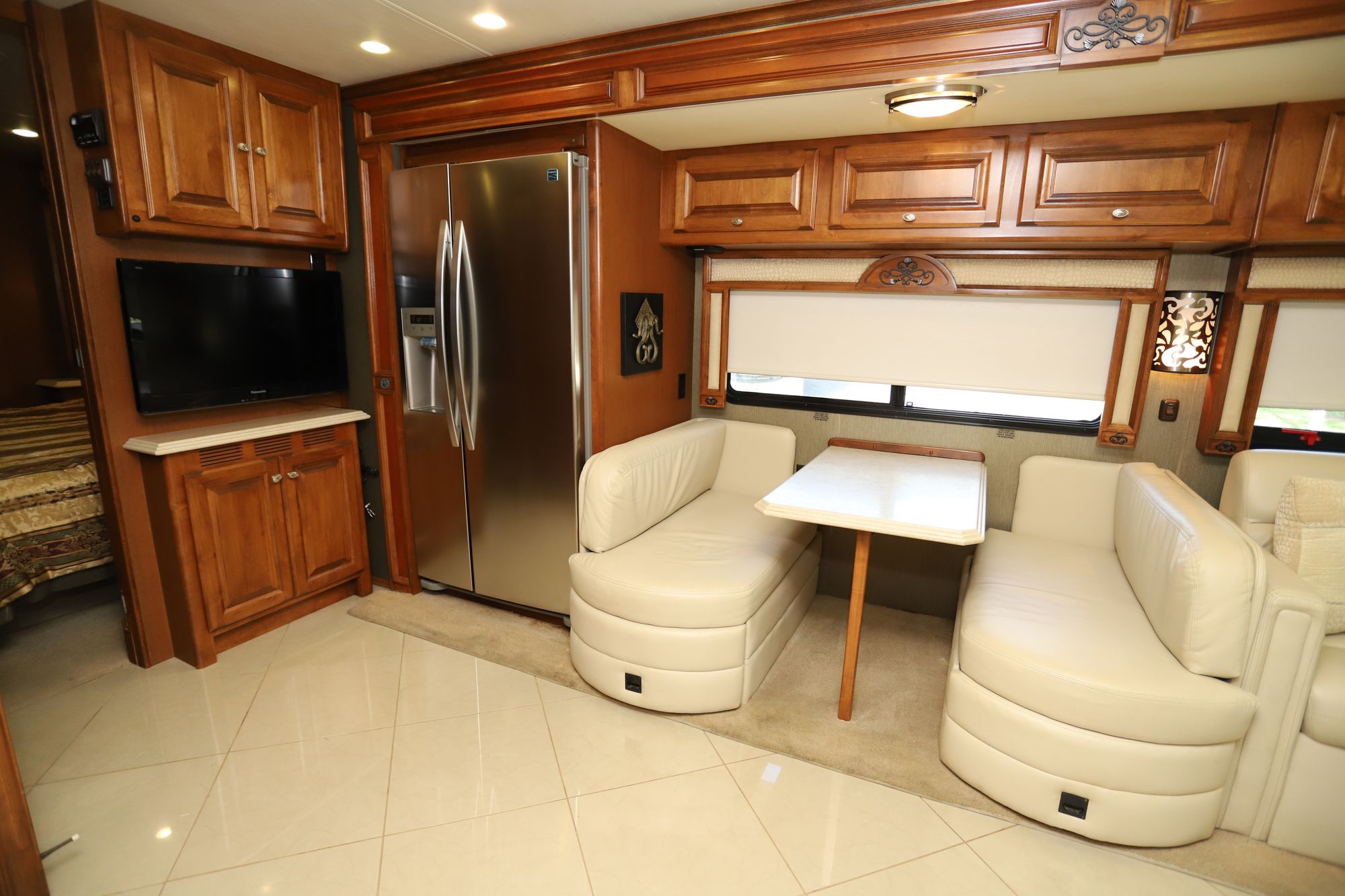 Used 2013 Tiffin Motor Homes Phaeton 40QBH Class A  For Sale