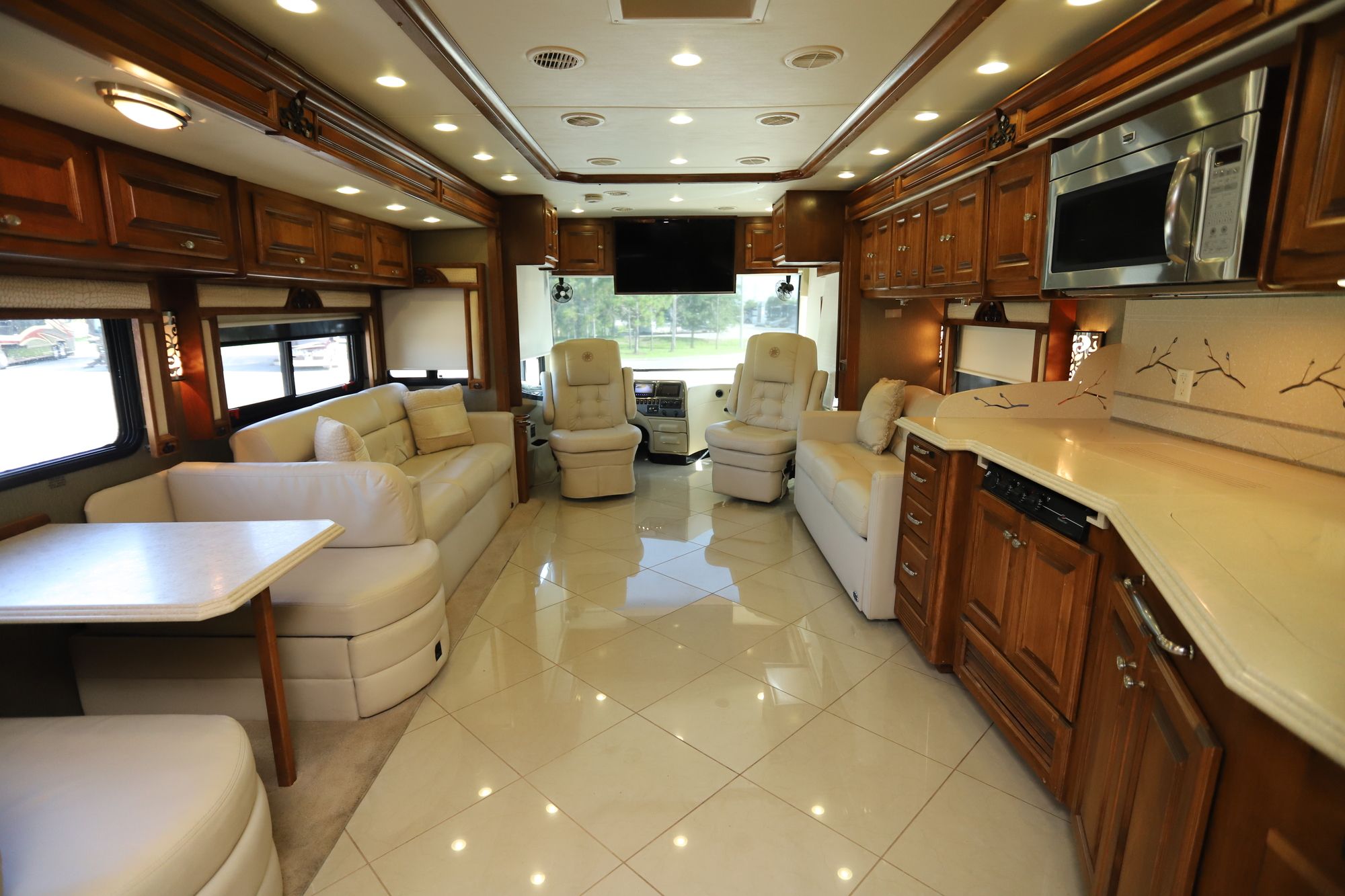 Used 2013 Tiffin Motor Homes Phaeton 40QBH Class A  For Sale