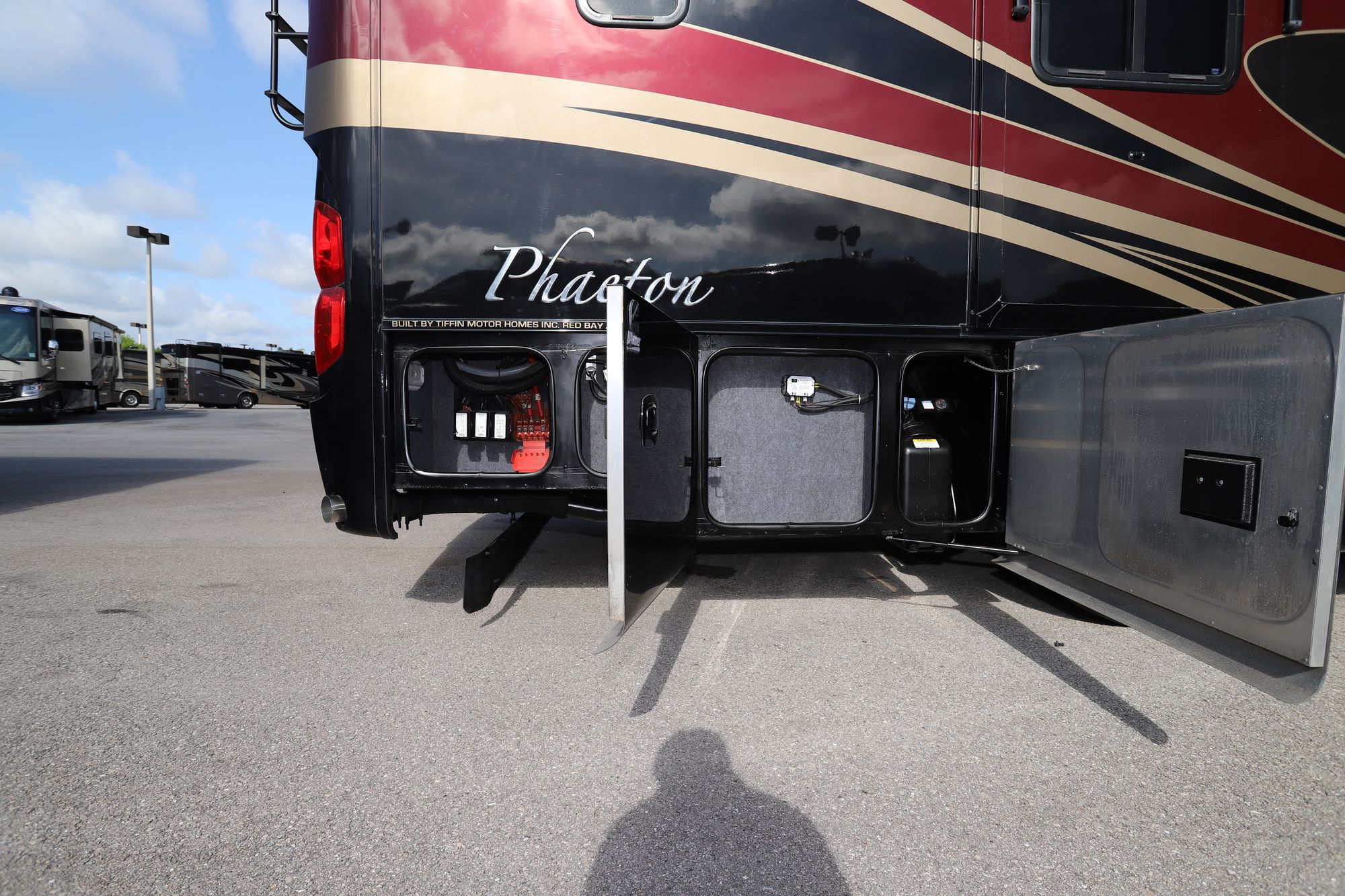 Used 2013 Tiffin Motor Homes Phaeton 40QBH Class A  For Sale