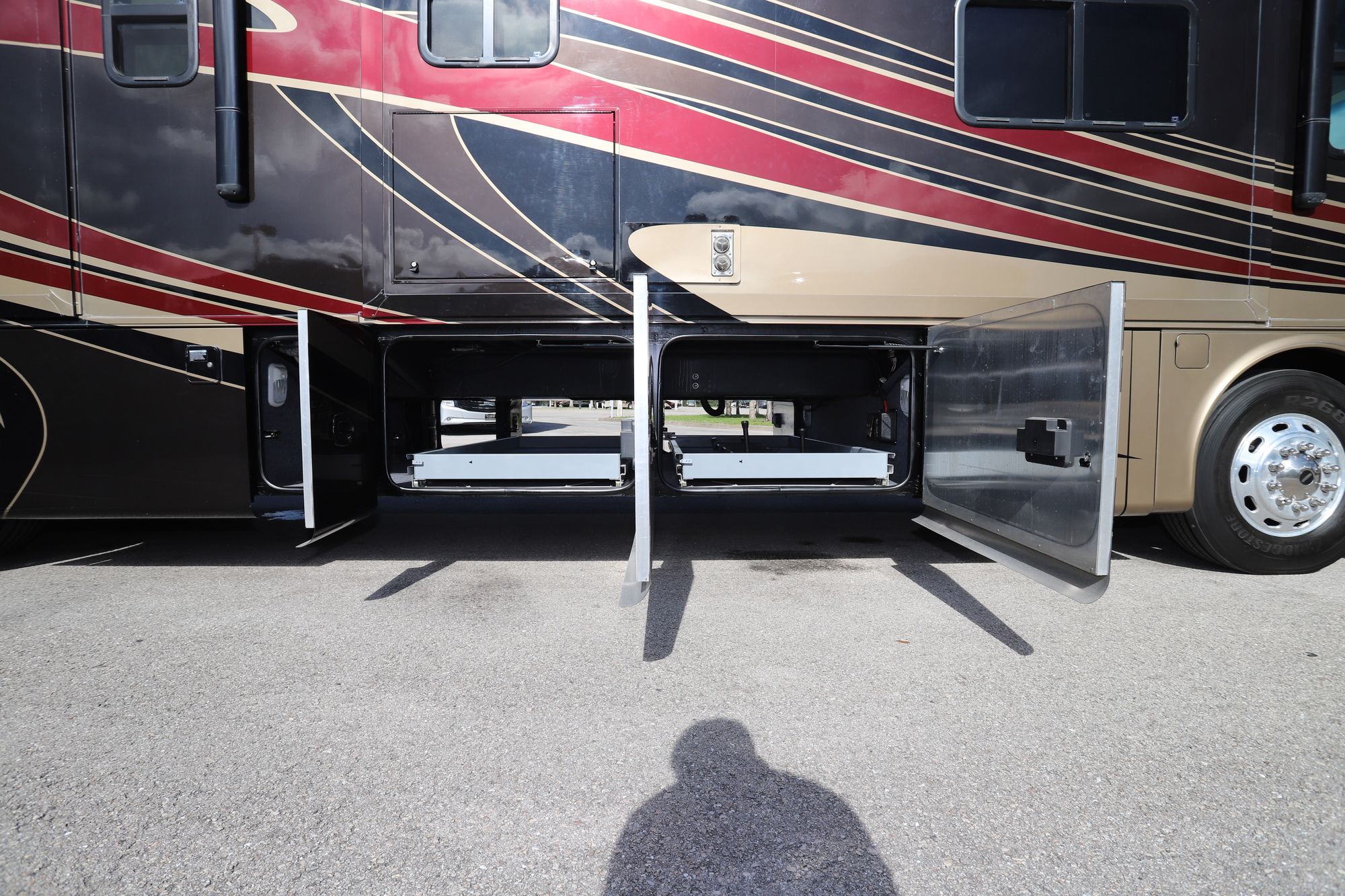 Used 2013 Tiffin Motor Homes Phaeton 40QBH Class A  For Sale