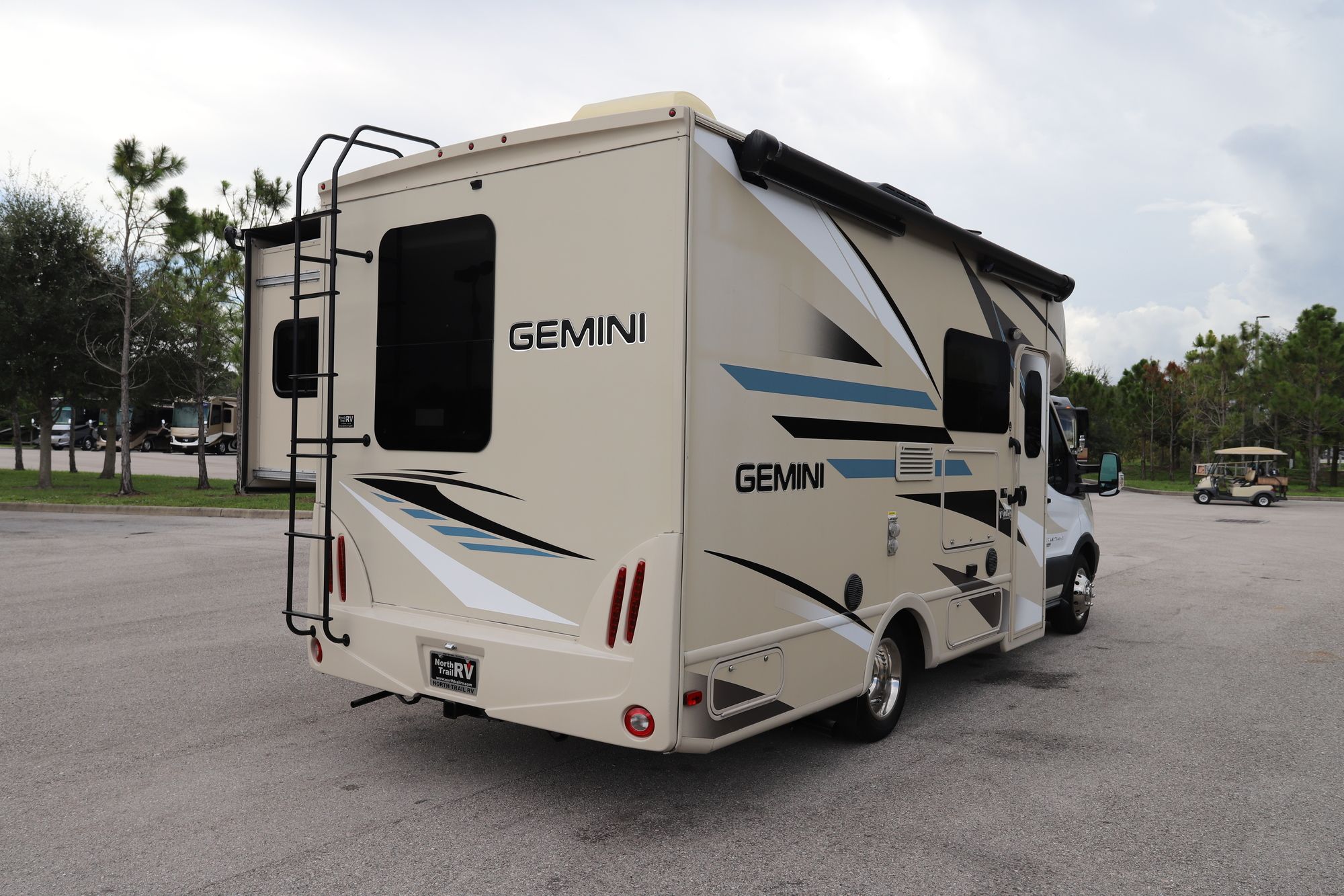 Used 2017 Thor Gemini 23TB Class C  For Sale