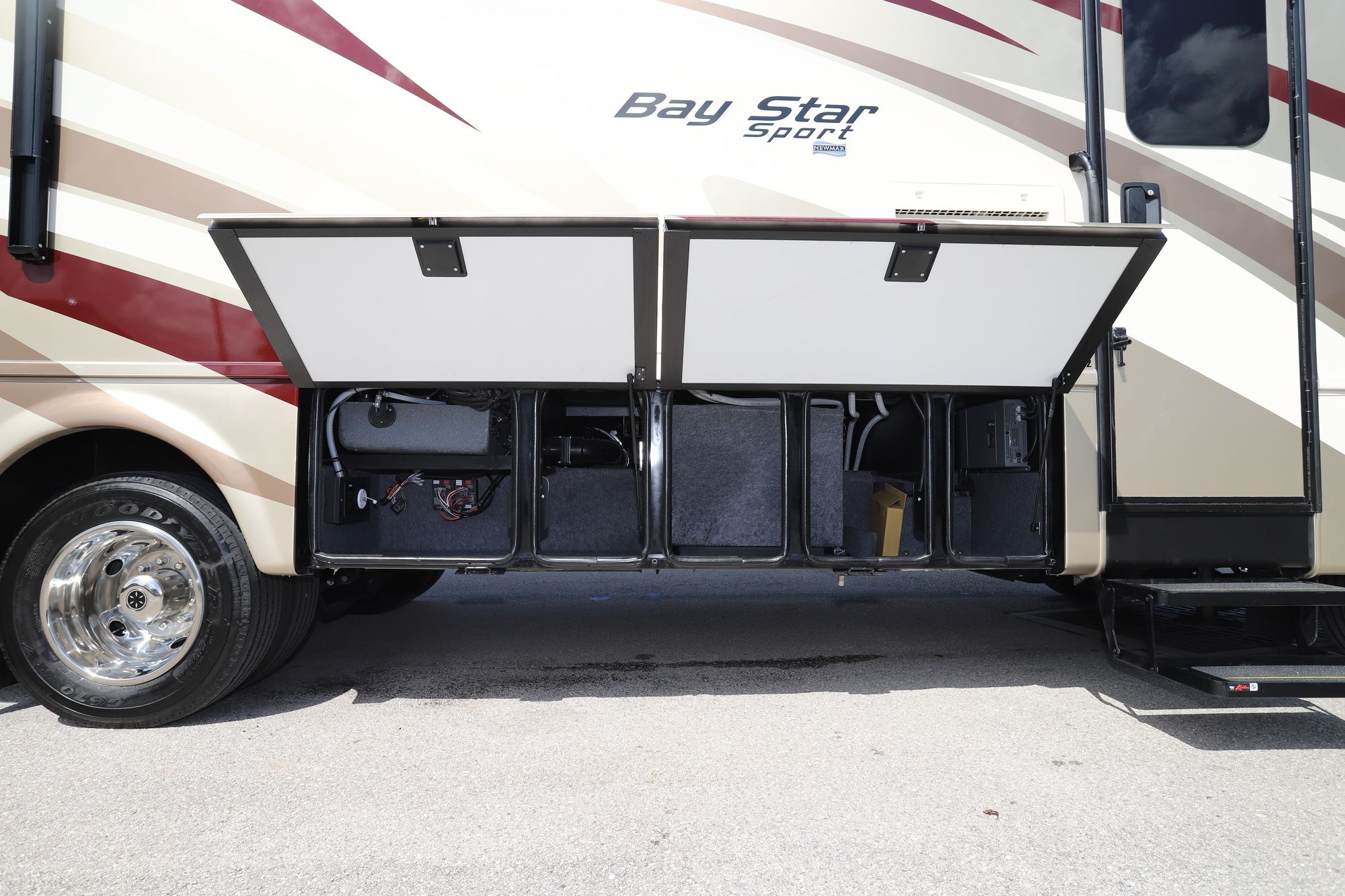 New 2021 Newmar Bay Star Sport 2702 Class A  For Sale