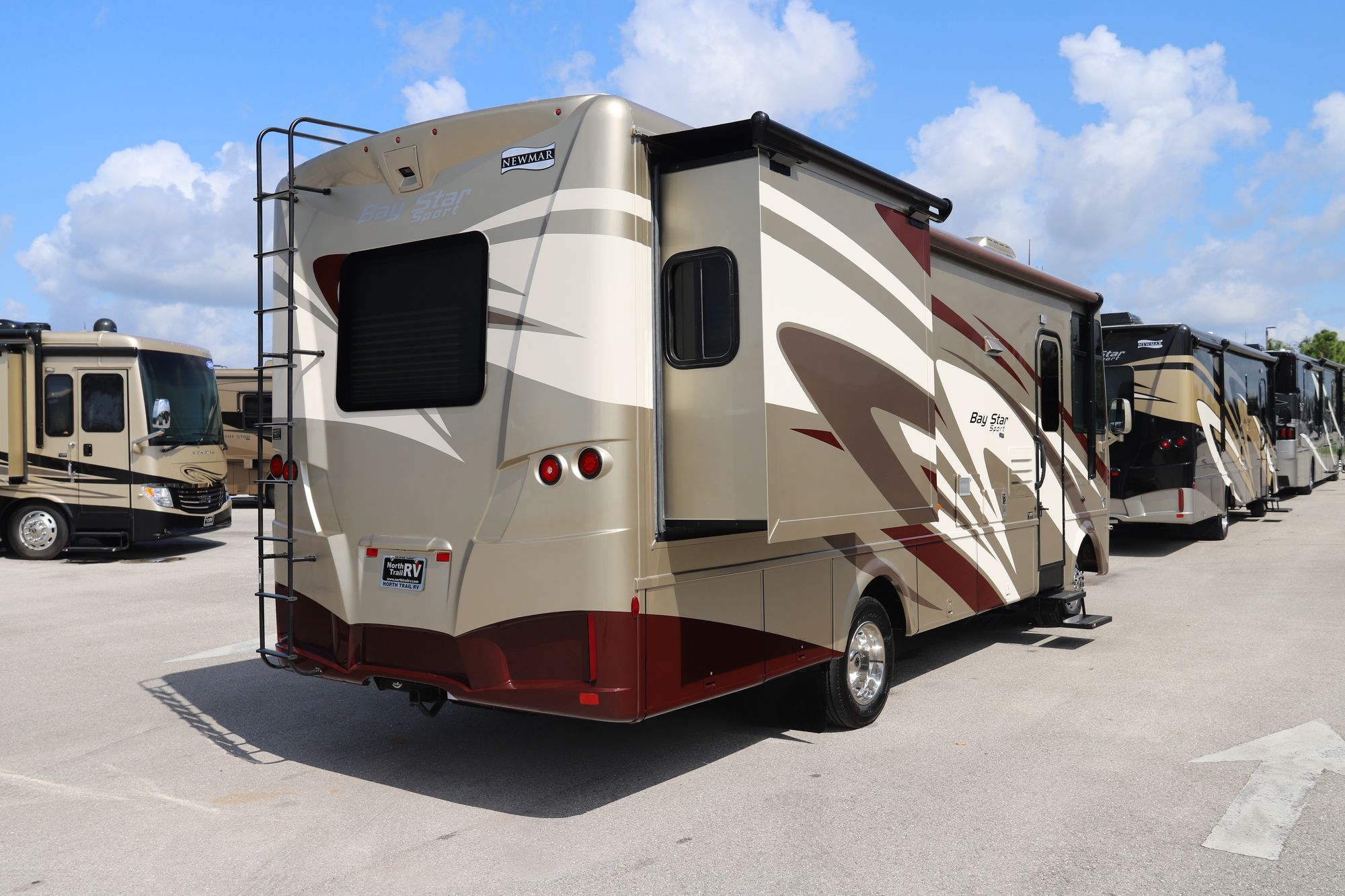 New 2021 Newmar Bay Star Sport 2702 Class A  For Sale