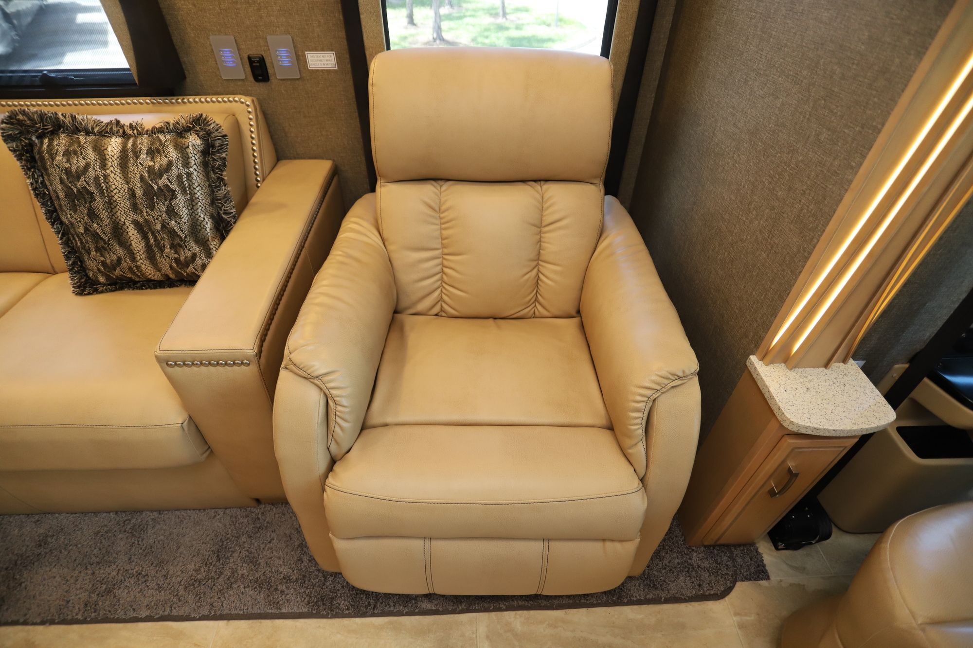 New 2019 Newmar Ventana Le 3412 Class A  For Sale