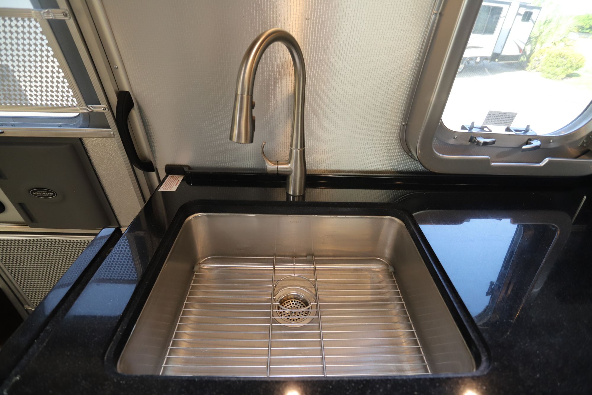 Used 2018 Airstream Classic 30RB Travel Trailer  For Sale