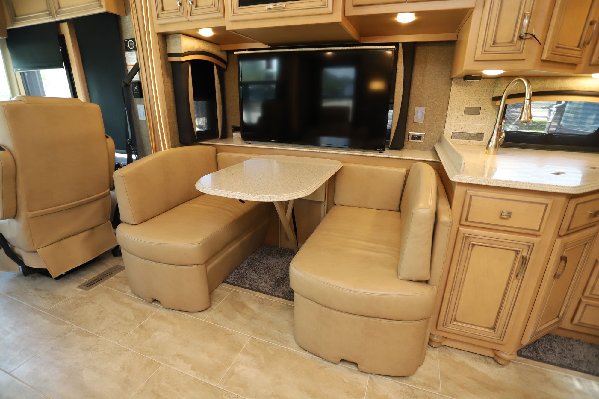 New 2019 Newmar Ventana Le 3412 Class A  For Sale