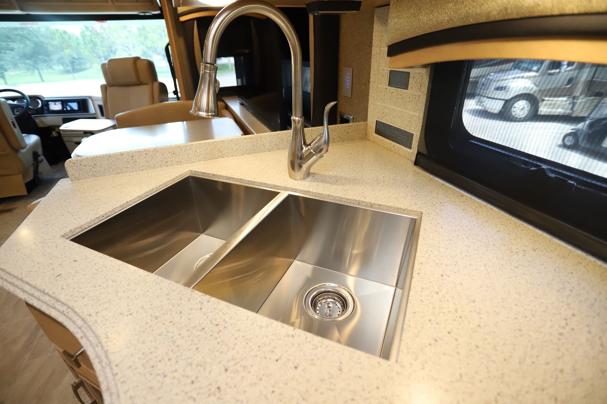 New 2019 Newmar Ventana Le 3412 Class A  For Sale