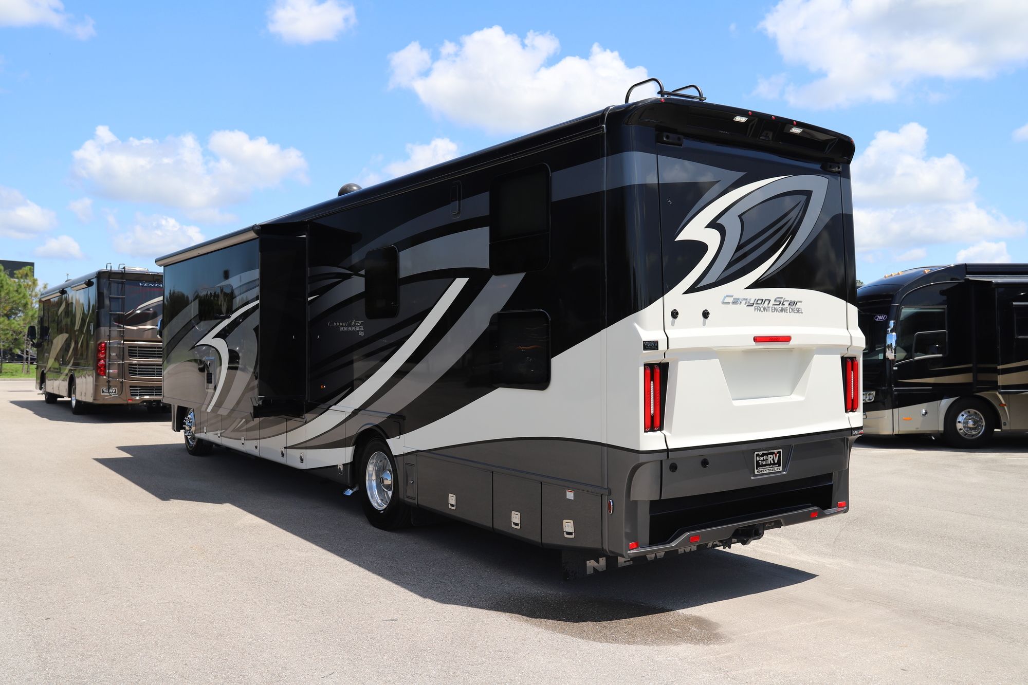 New 2021 Newmar Canyon Star 3927 Class A  For Sale