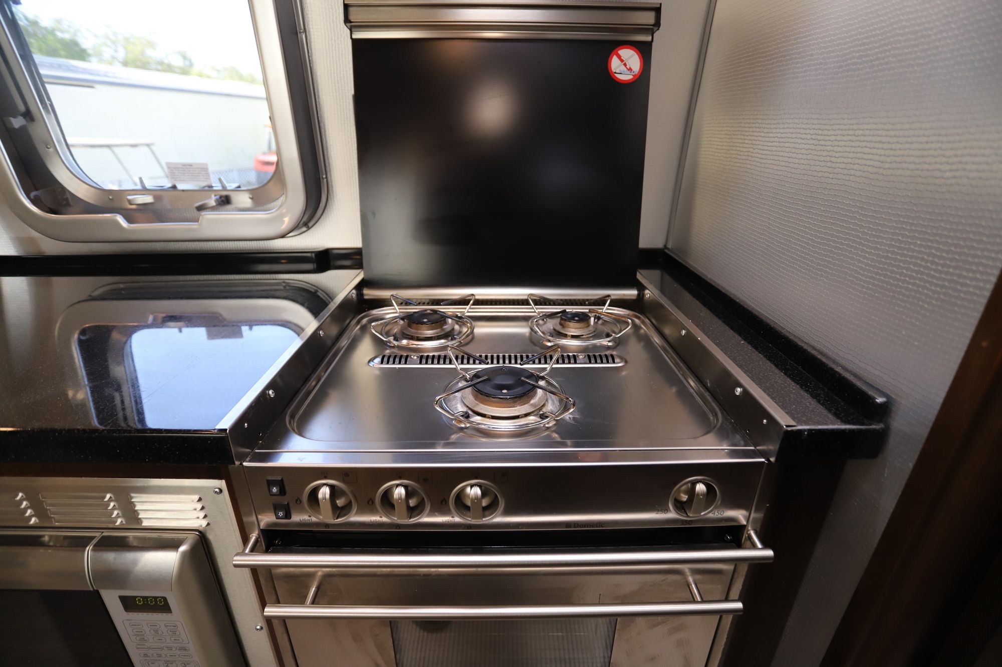 Used 2018 Airstream Classic 30RB Travel Trailer  For Sale