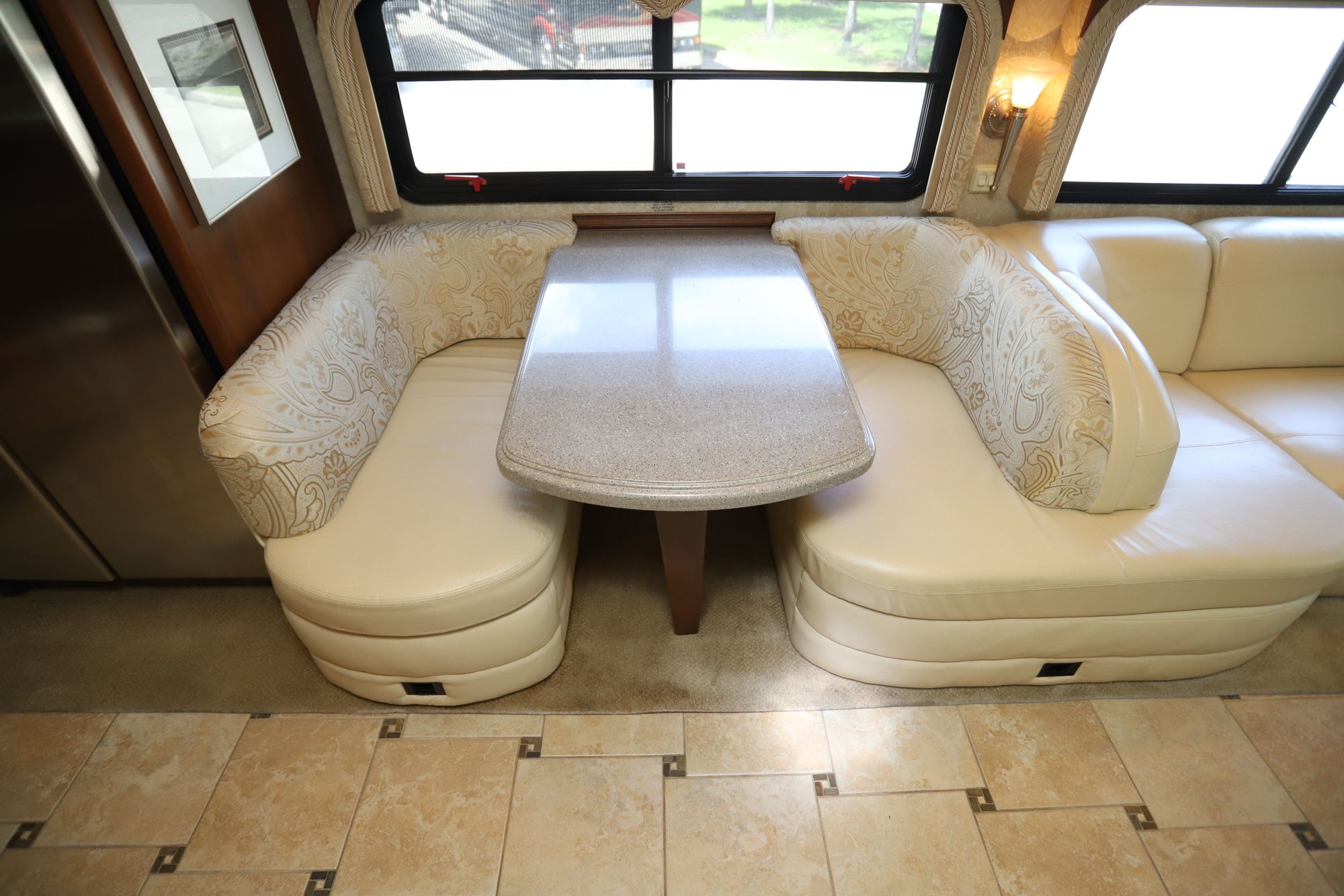 Used 2009 Tiffin Motor Homes Allegro Bus 43QRP Class A  For Sale