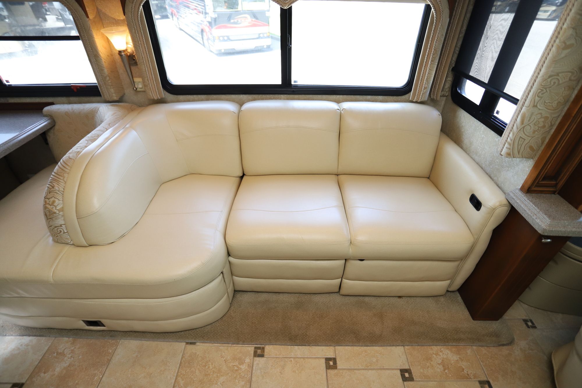 Used 2009 Tiffin Motor Homes Allegro Bus 43QRP Class A  For Sale