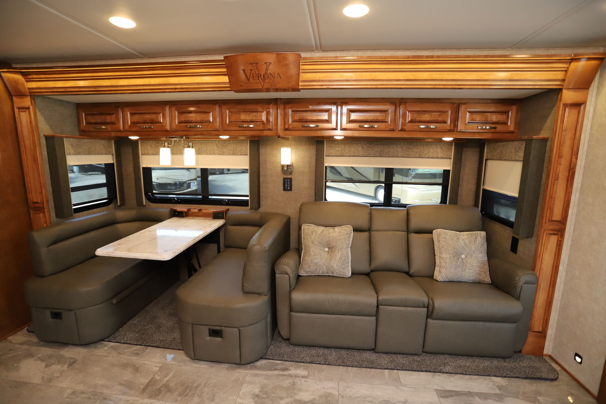 New 2021 Renegade Rv Verona Le 38LDG Super C  For Sale