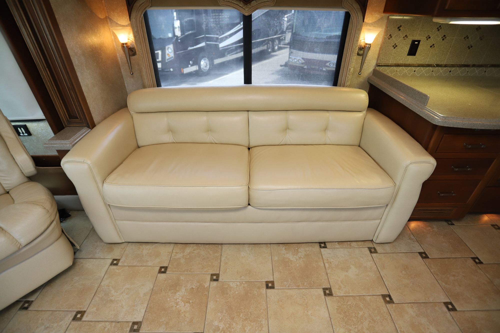 Used 2009 Tiffin Motor Homes Allegro Bus 43QRP Class A  For Sale