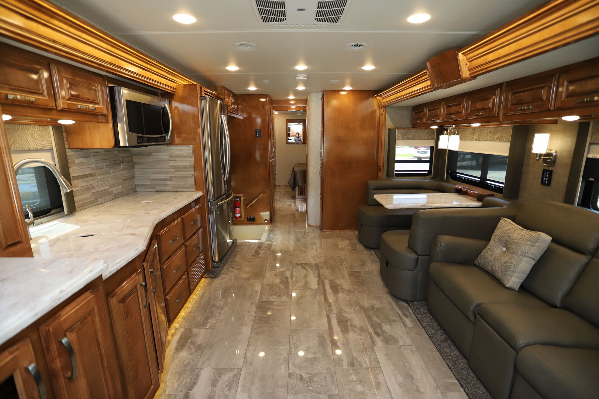 New 2021 Renegade Rv Verona Le 38LDG Super C  For Sale