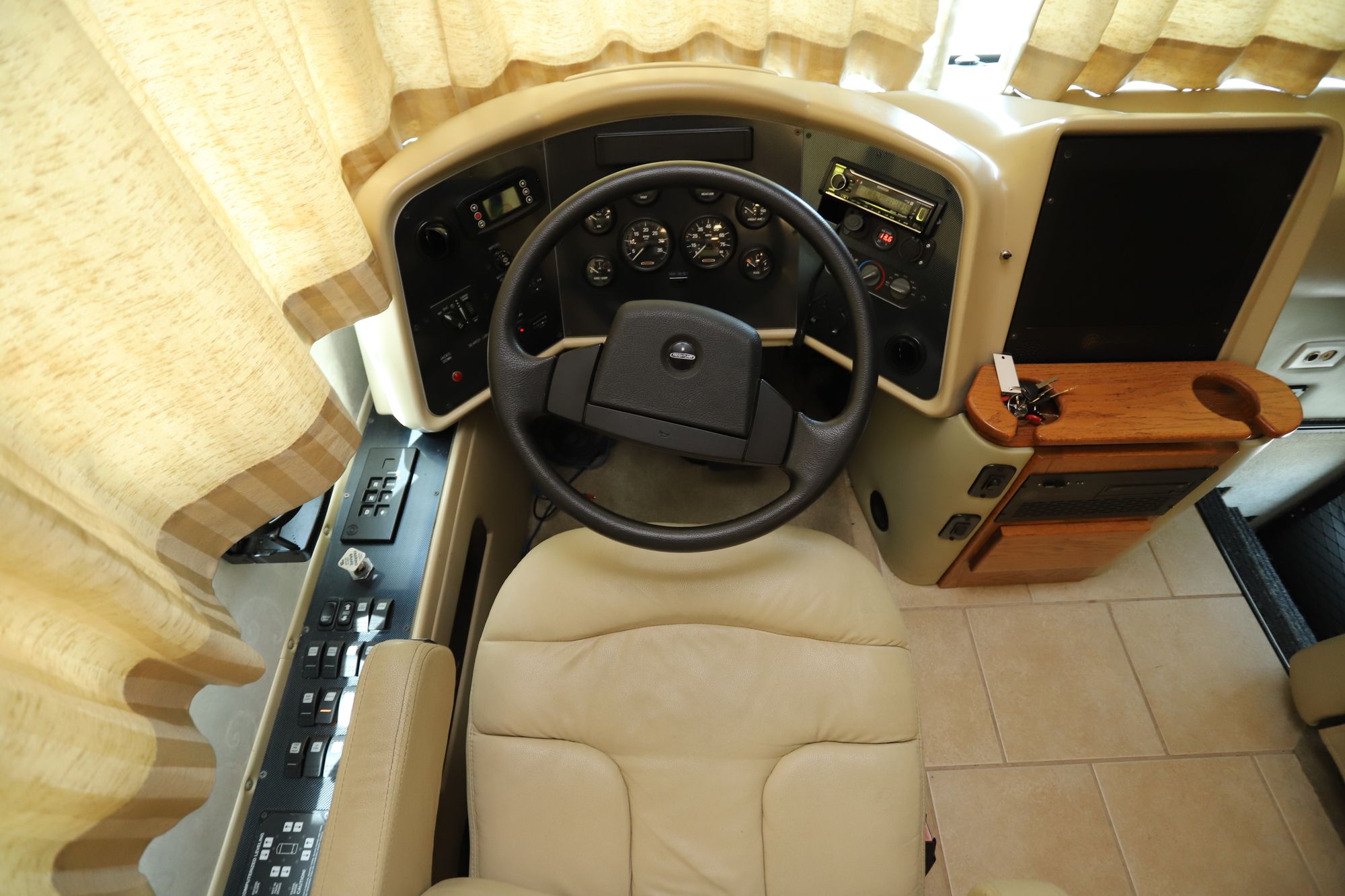 Used 2020 Tiffin Motor Homes Wayfarer 25QW Class C  For Sale