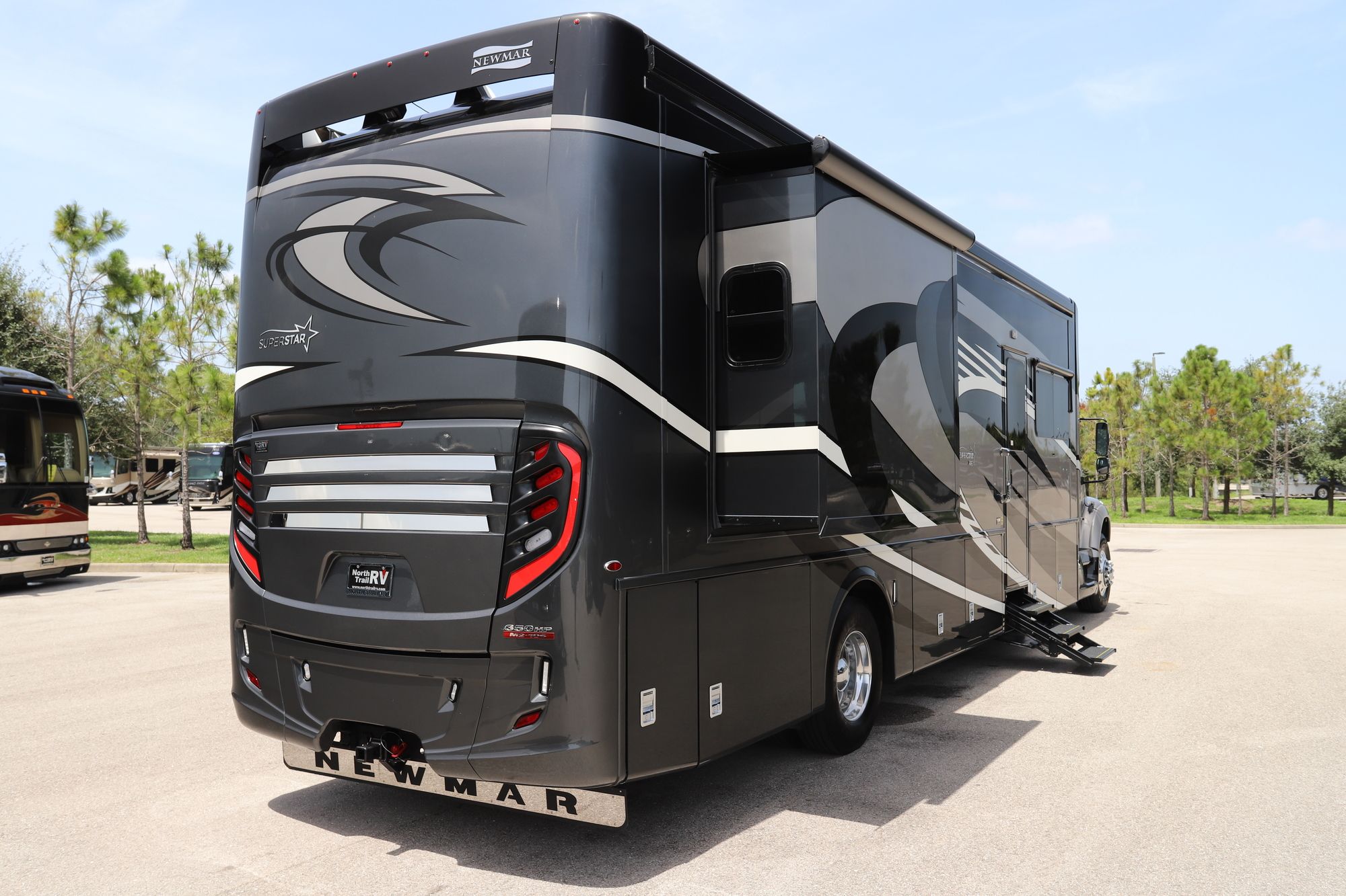 Used 2020 Newmar Super Star 4058 Super C  For Sale
