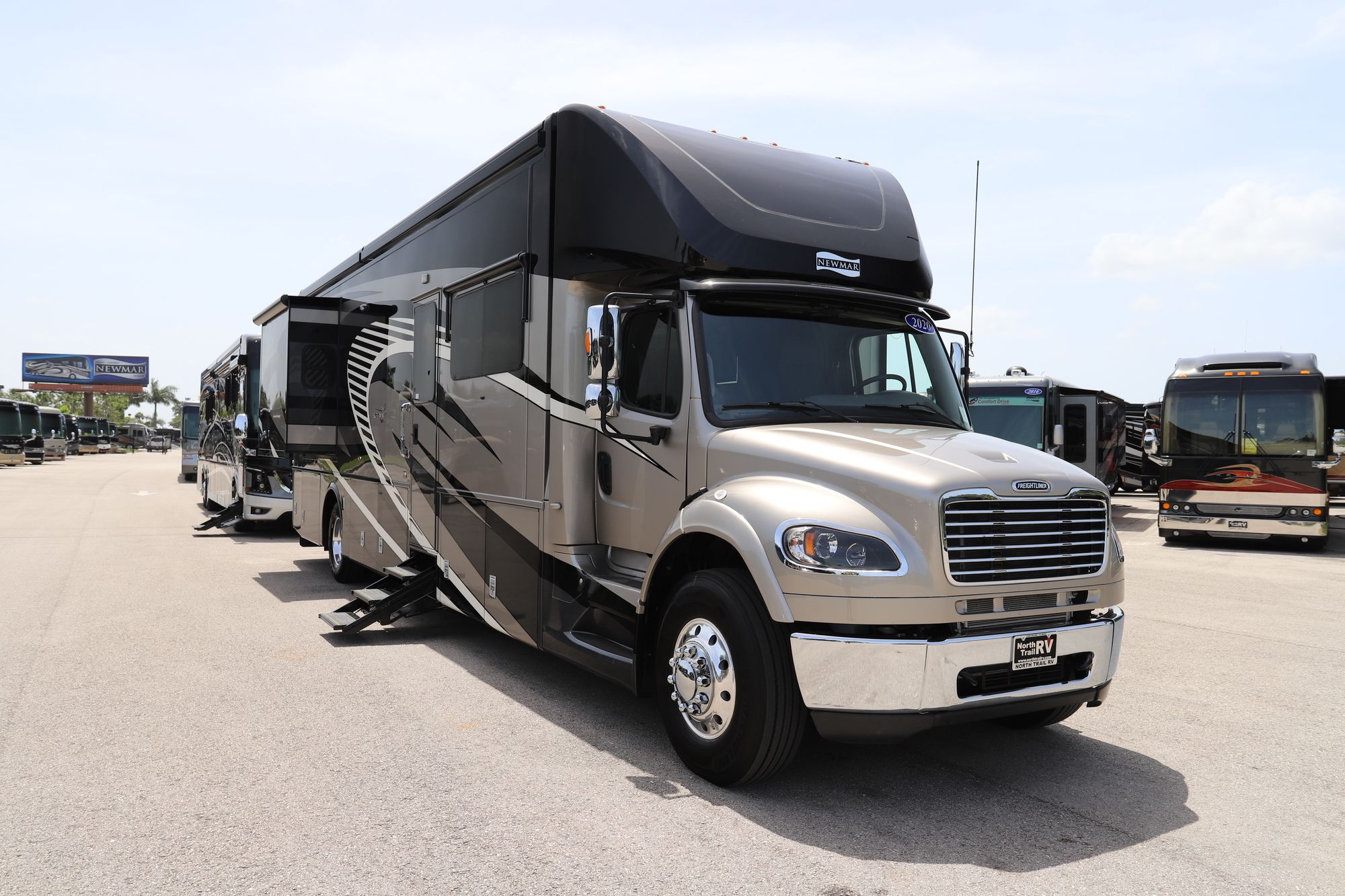 Used 2020 Newmar Super Star 4058 Super C  For Sale