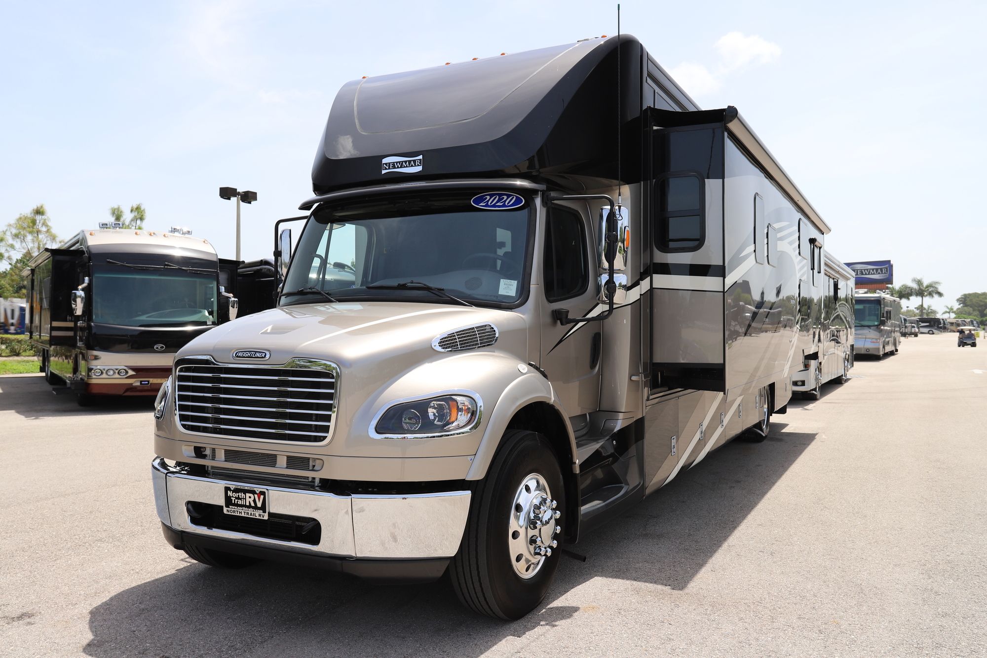 Used 2020 Newmar Super Star 4058 Super C  For Sale
