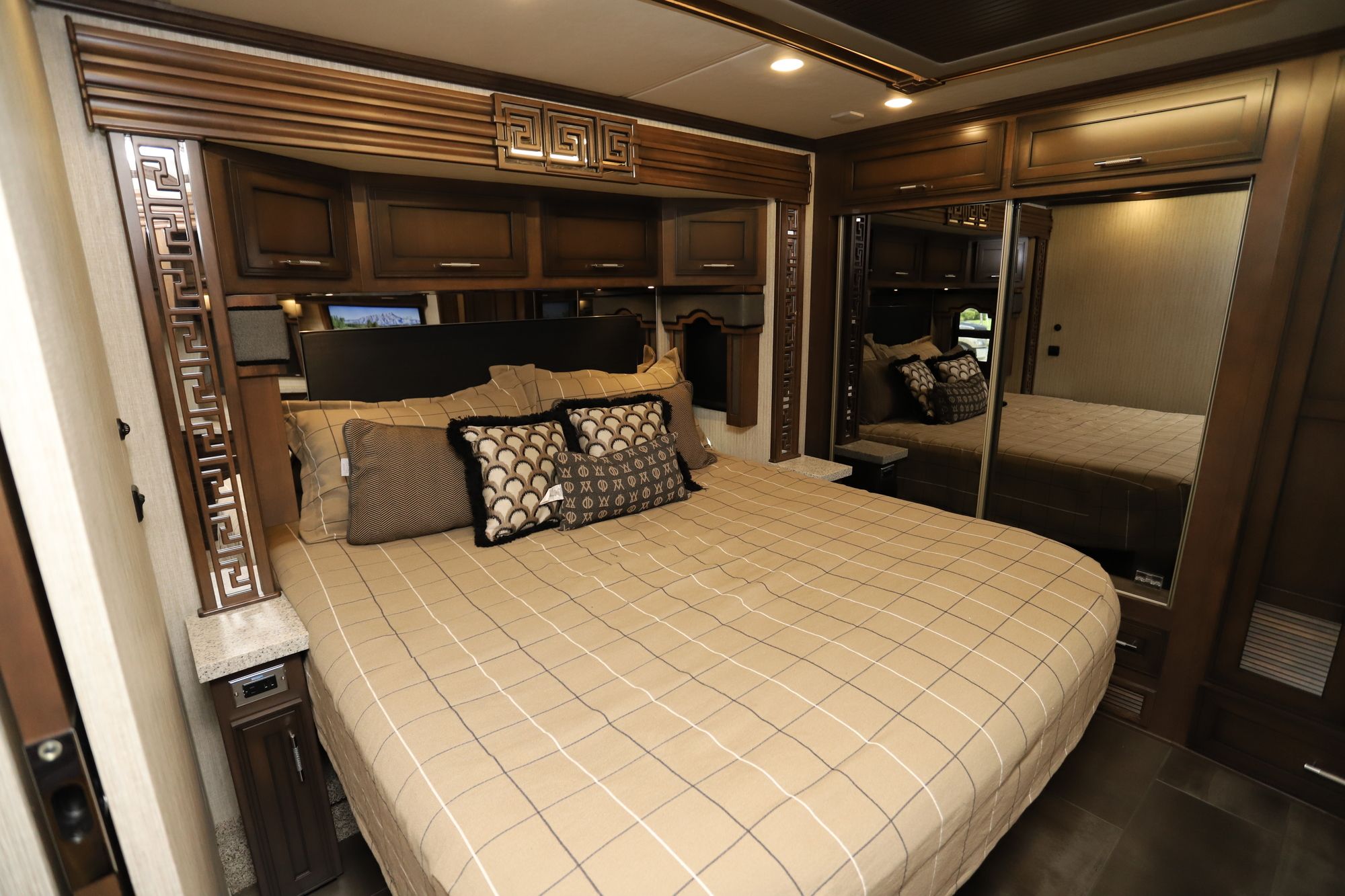 Used 2020 Newmar Super Star 4058 Super C  For Sale
