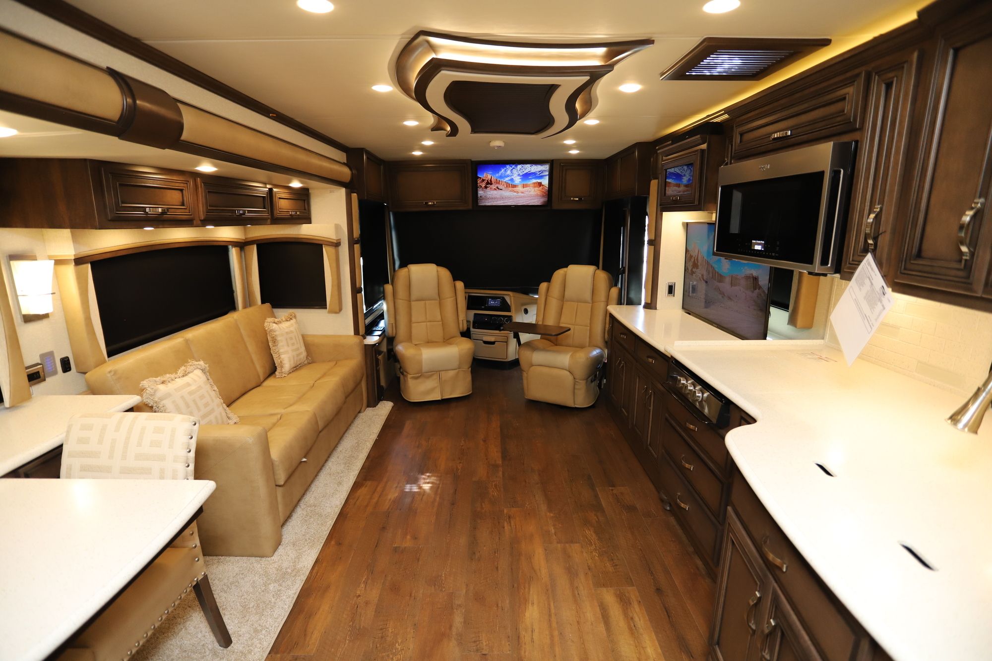 New 2021 Newmar Kountry Star 3709 Class A  For Sale