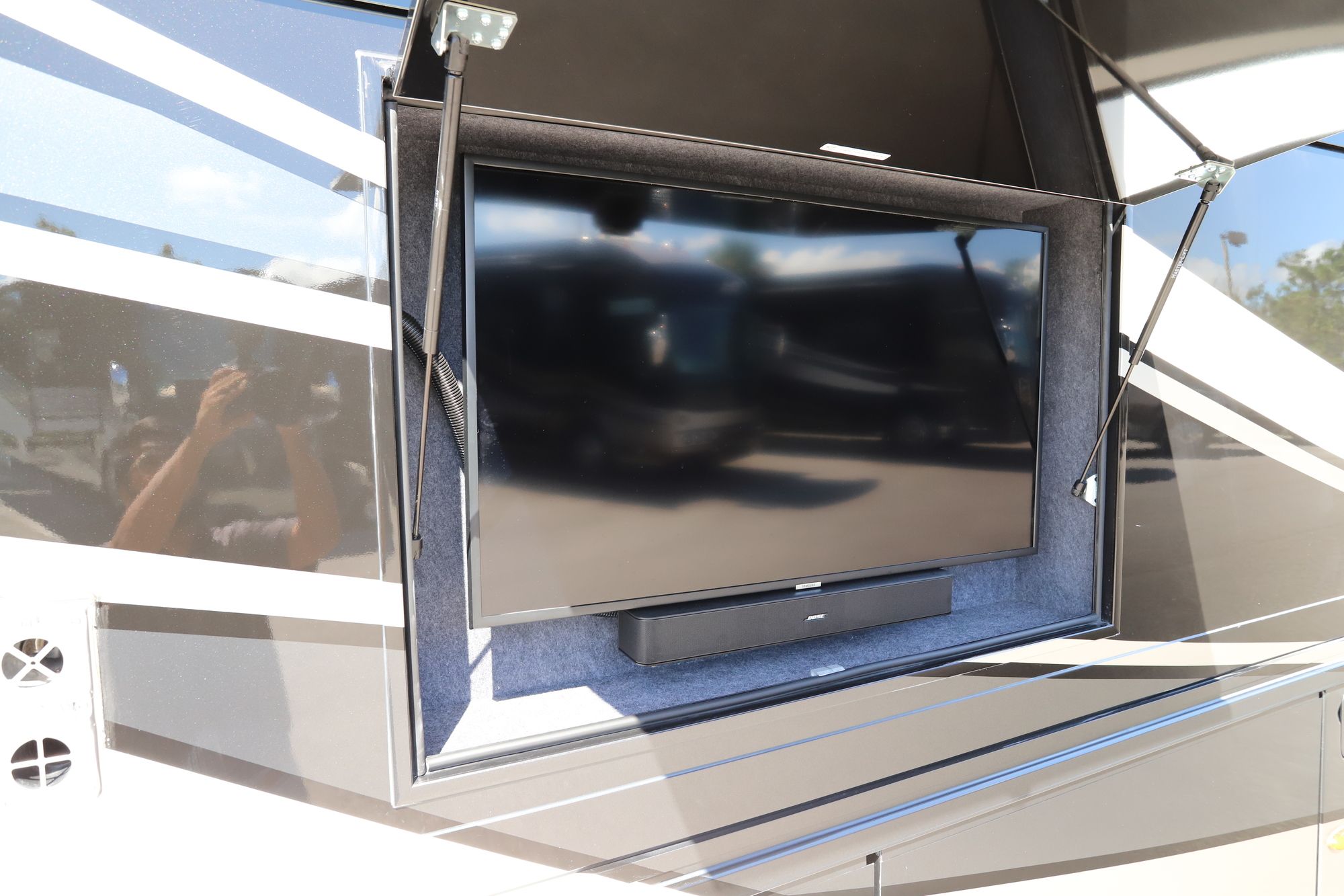 New 2021 Newmar Kountry Star 3709 Class A  For Sale
