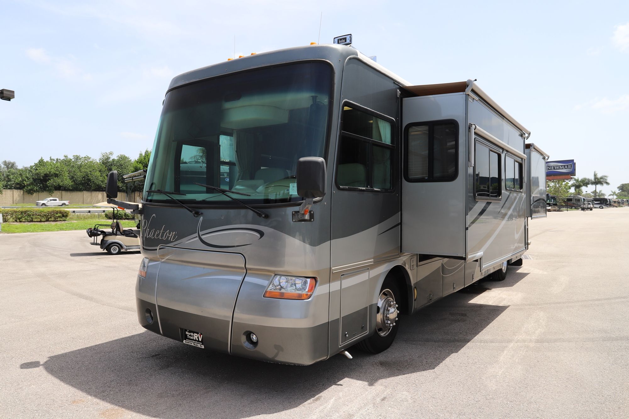 Used 2005 Tiffin Motor Homes Phaeton 40 QDH Class A  For Sale