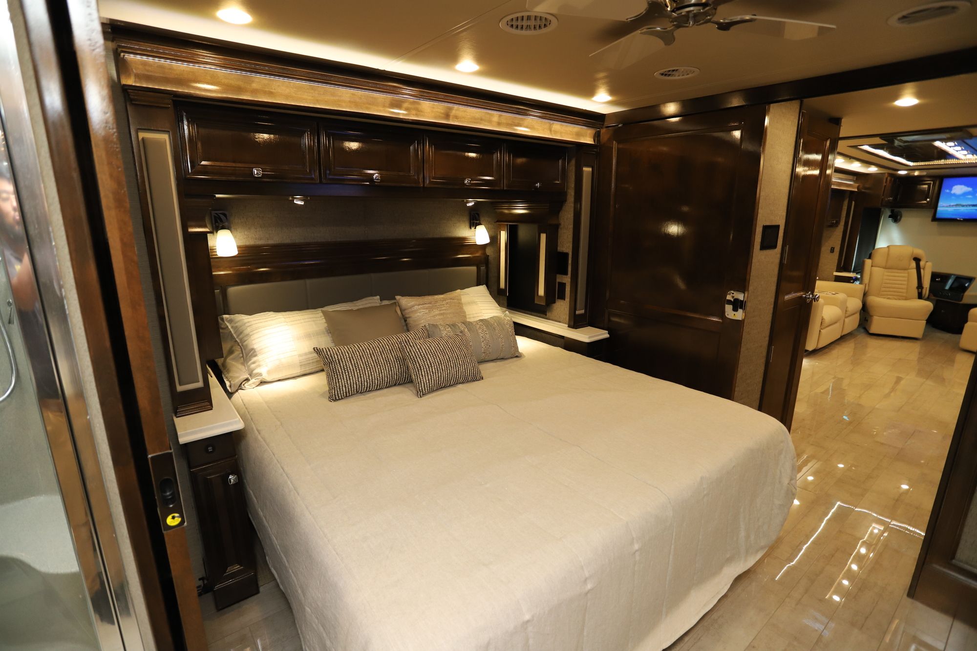 New 2021 Tiffin Motor Homes Phaeton 40IH Class A  For Sale