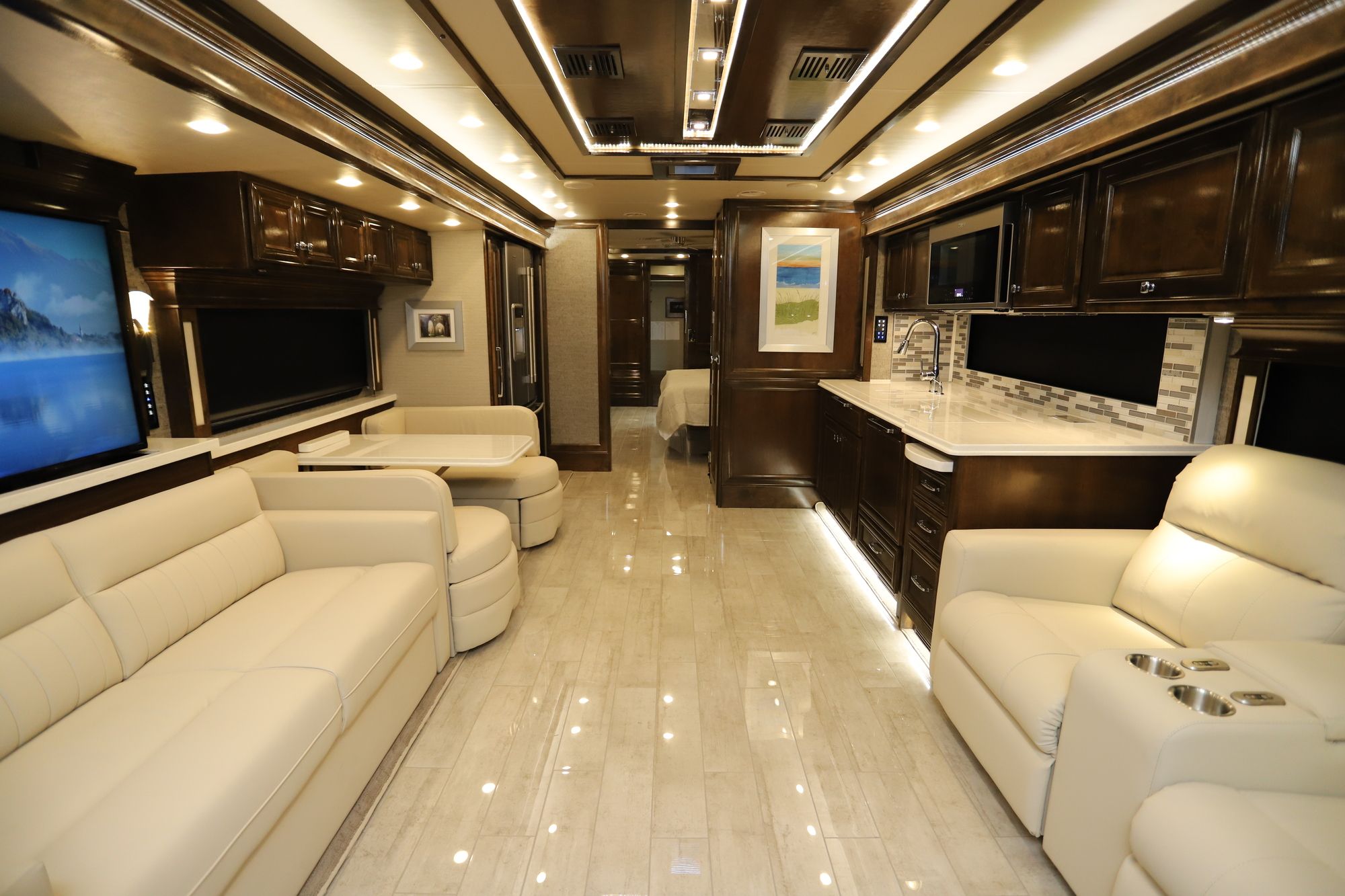 New 2021 Tiffin Motor Homes Phaeton 40IH Class A  For Sale