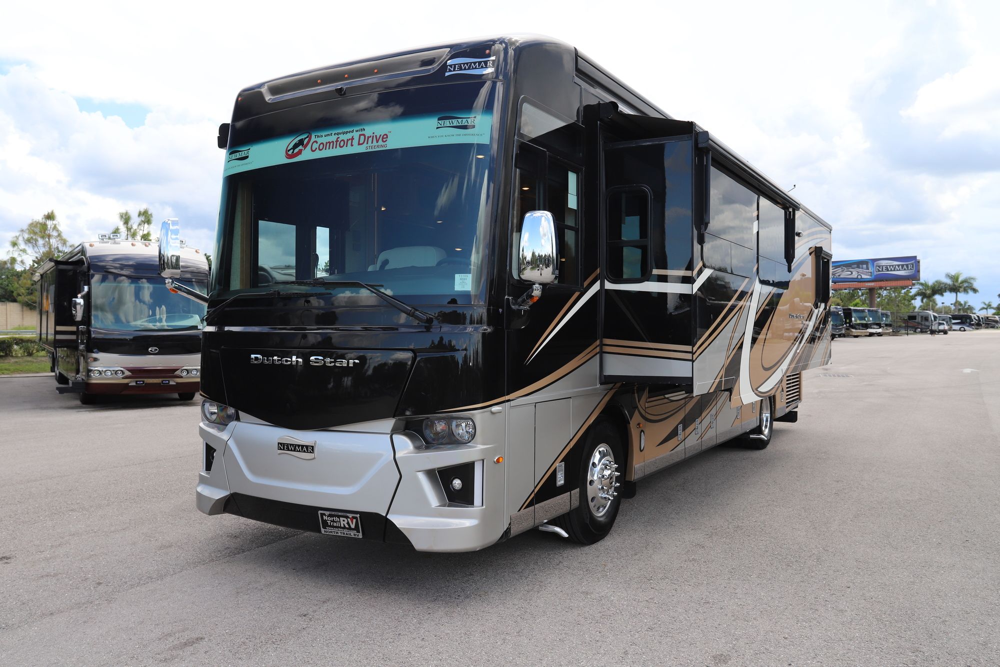 New 2021 Newmar Dutch Star 3736 Class A  For Sale