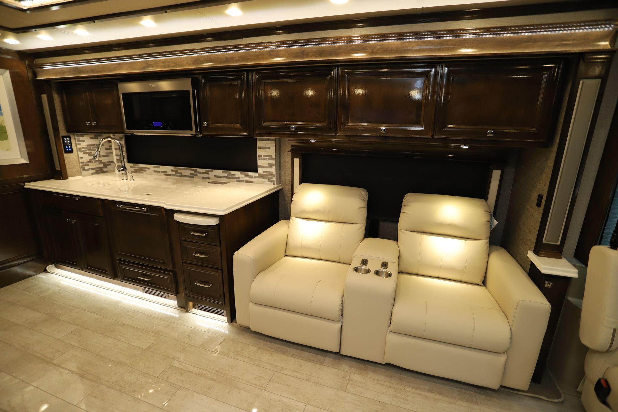 New 2021 Tiffin Motor Homes Phaeton 40IH Class A  For Sale