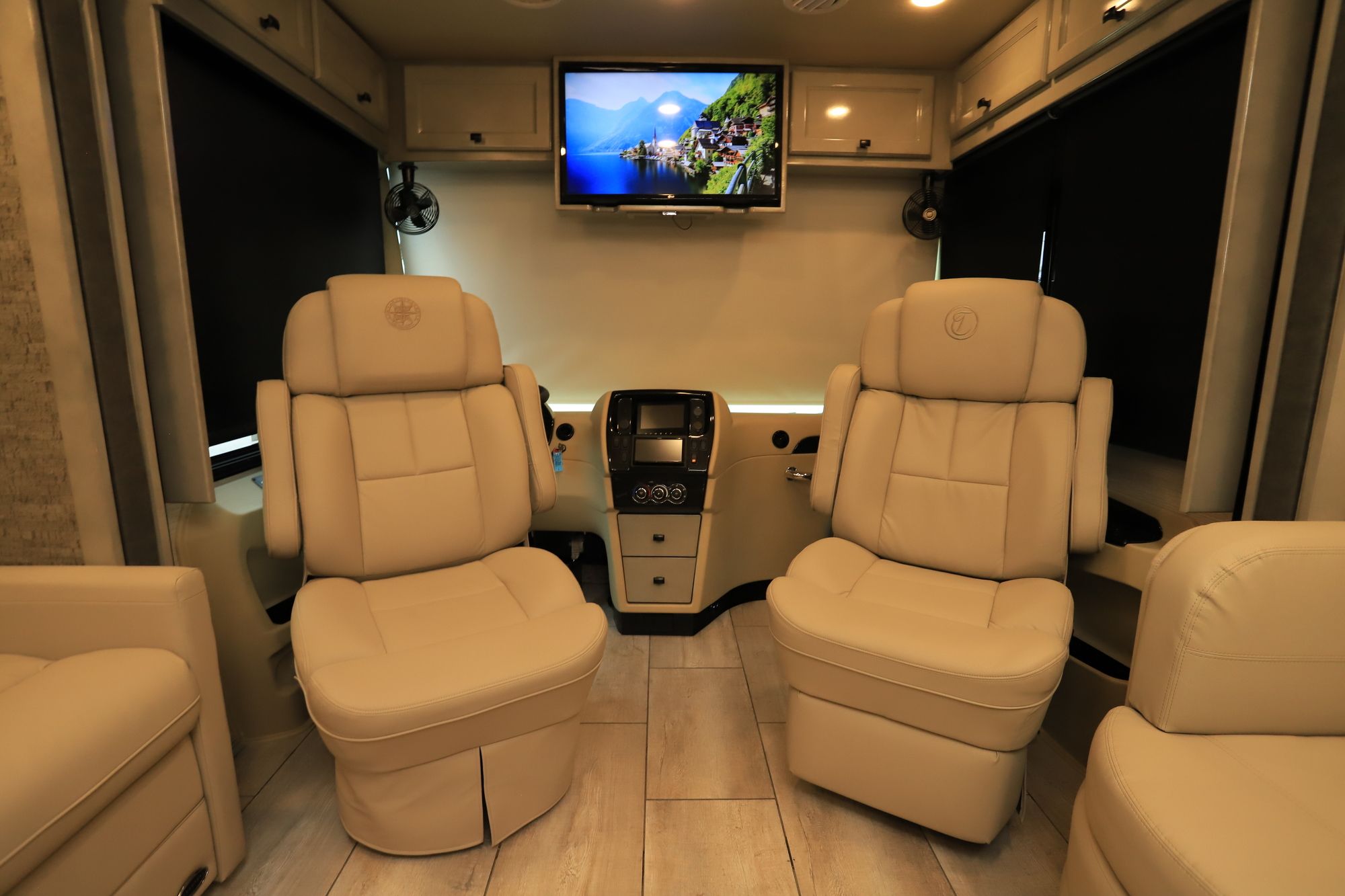 Used 2020 Tiffin Motor Homes Breeze 33BR Class A  For Sale